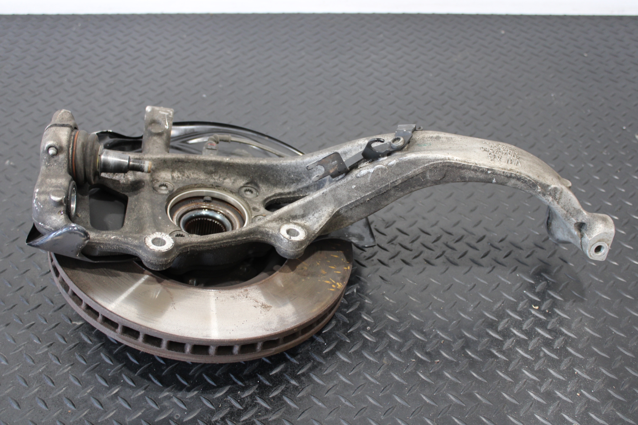 swing right front VW TOUAREG III 3 760 4M0407560