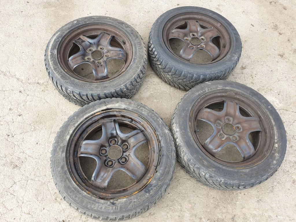 KOŁO FELGA 16'' ZIMOWE STALOWE RENAULT SCENIC III Rodzaj opon Zimowe