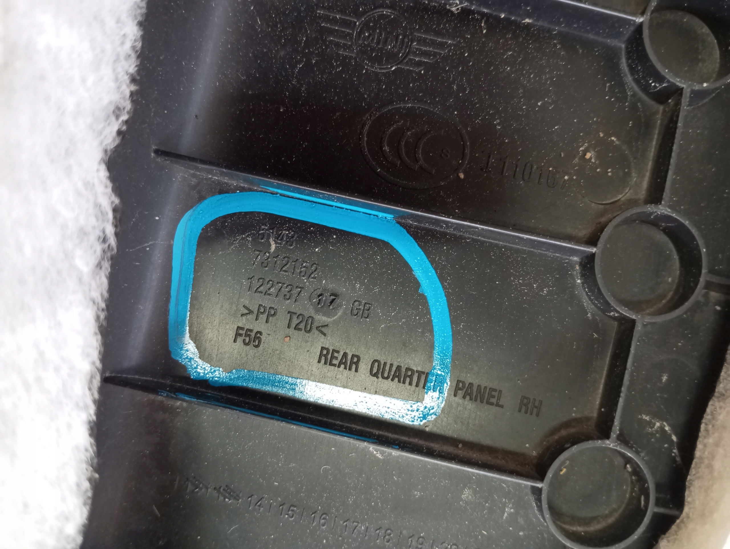 boot upholstery Mini F56 7312152 7312151