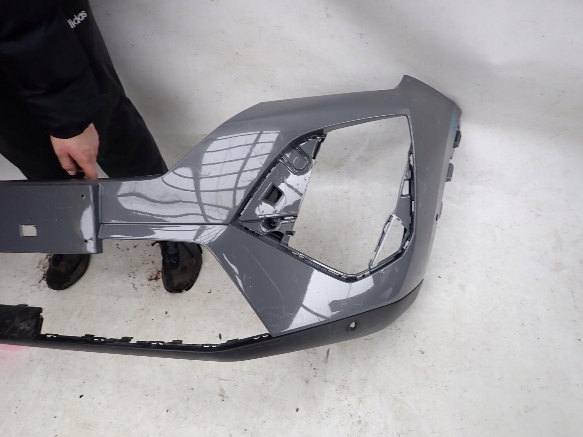 PEUGEOT E 2008 II 2 LIFT 23- bumper front front PDC 9853151880