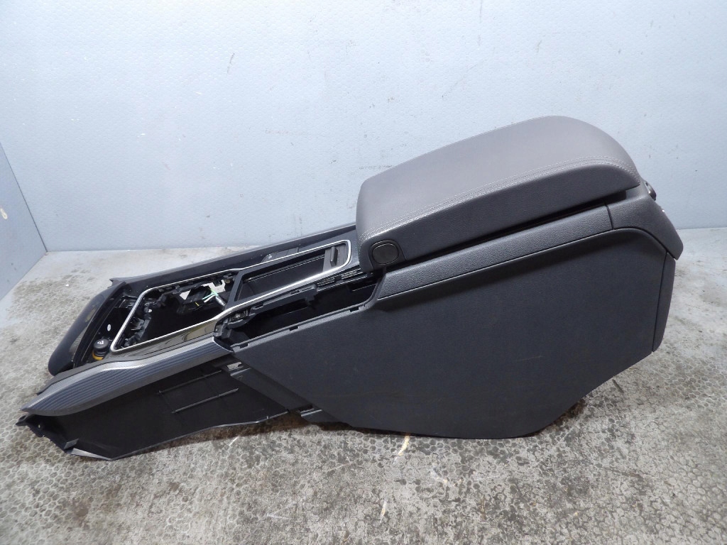 PEUGEOT 508 e LIFT TUNEL media