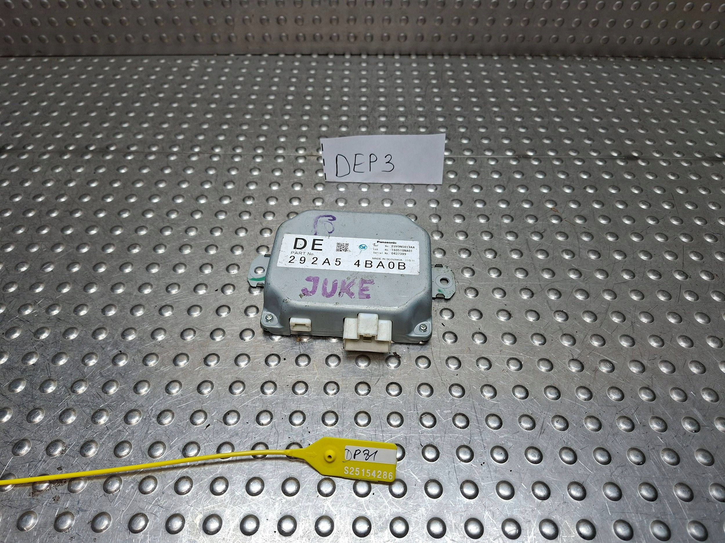 module KAMERY reversing NISSAN JUKE F15 10- 292A54BA0B