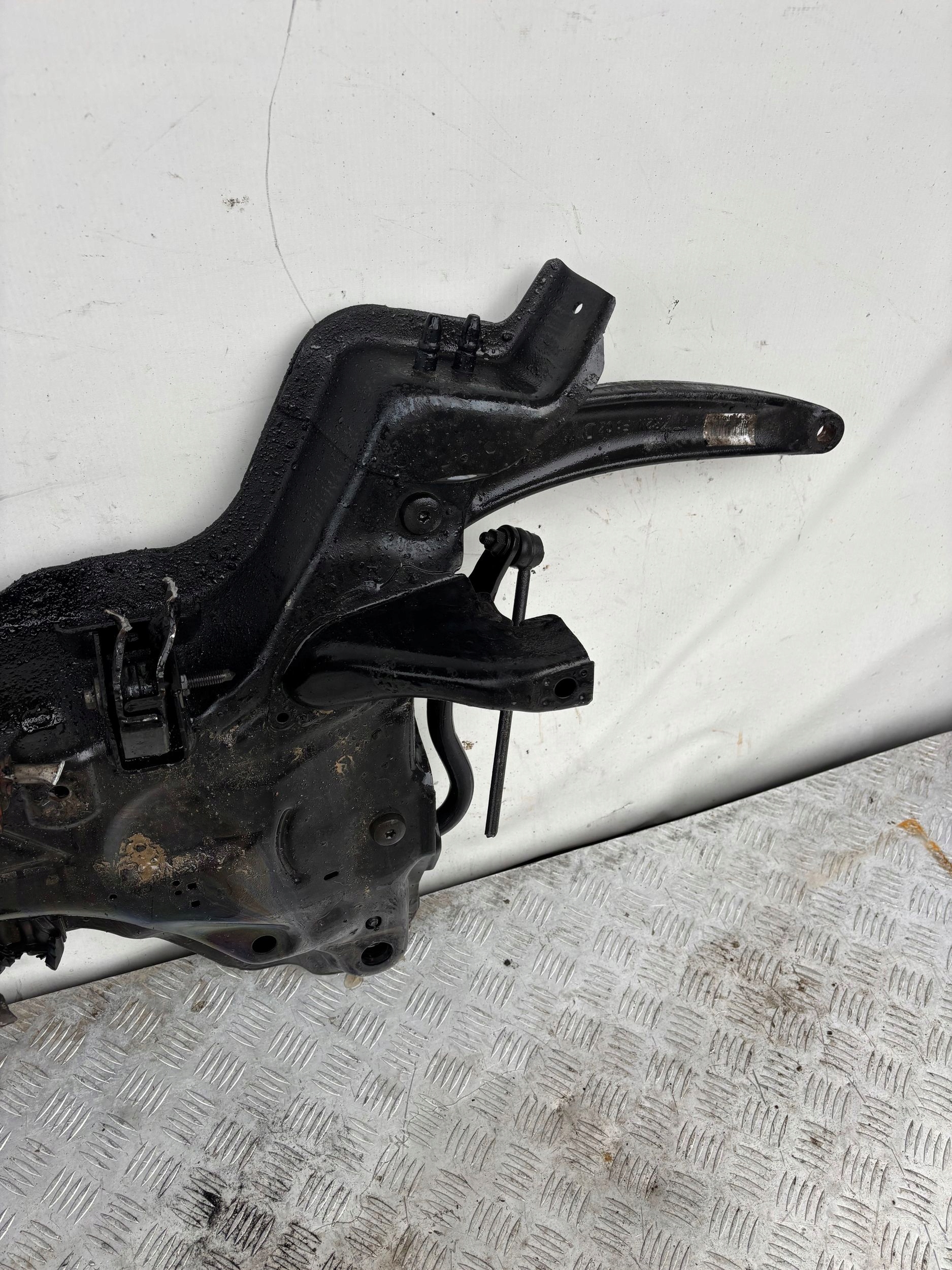Vorderachsträger Achsträger träger CITROEN C4 II 10- 1.6 E-HDI