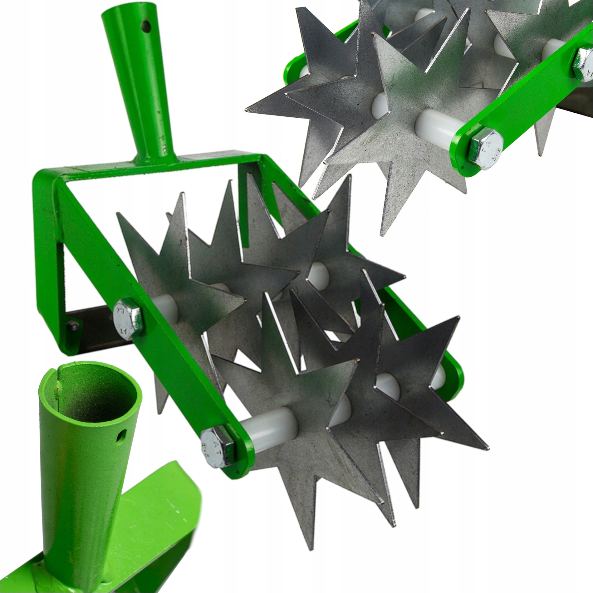 Vertikutátor Aerátor S Podřezávačem S Čepelí Ve Spodní Části V Řadě 7 Článků