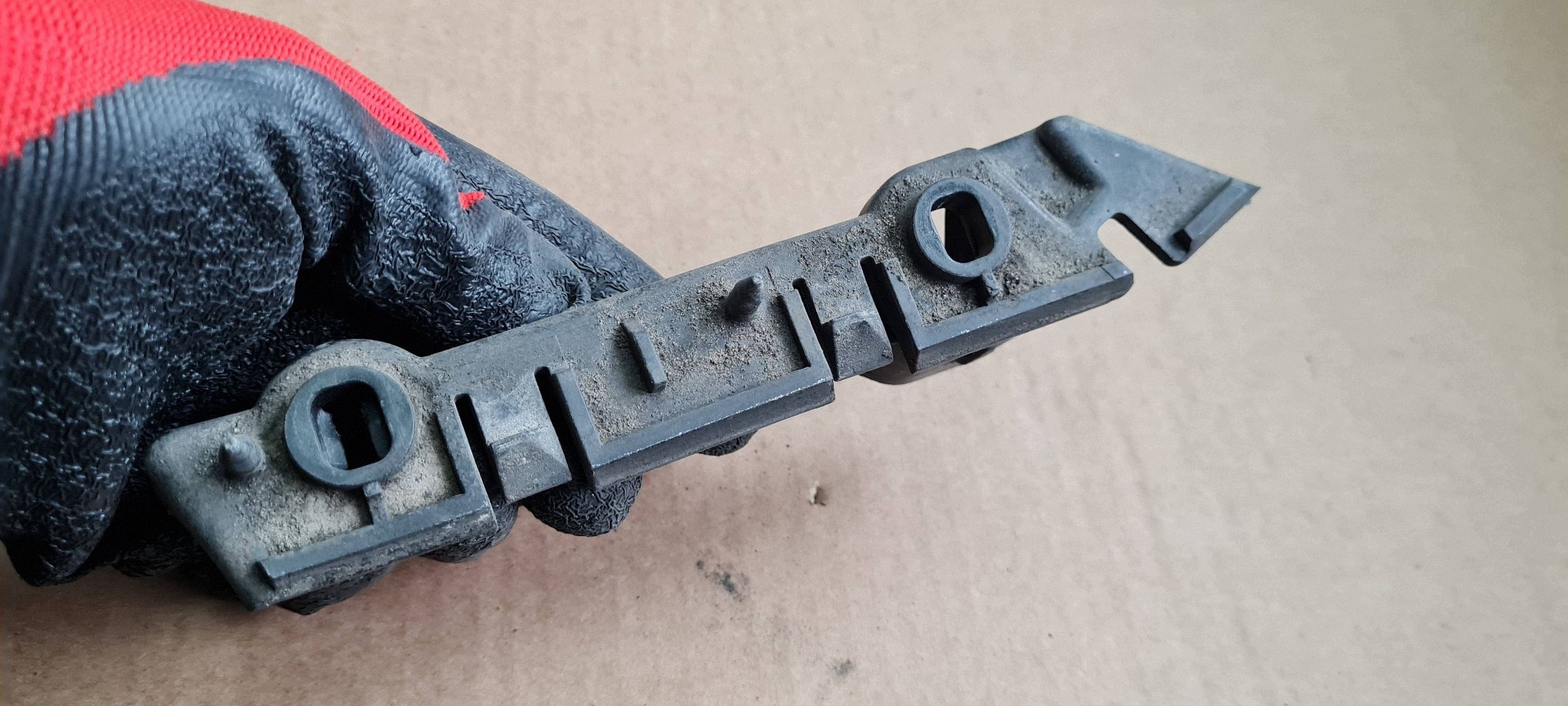 A5 8T LIFT S5 support bracket holder of a bumper left front 8T0807283C