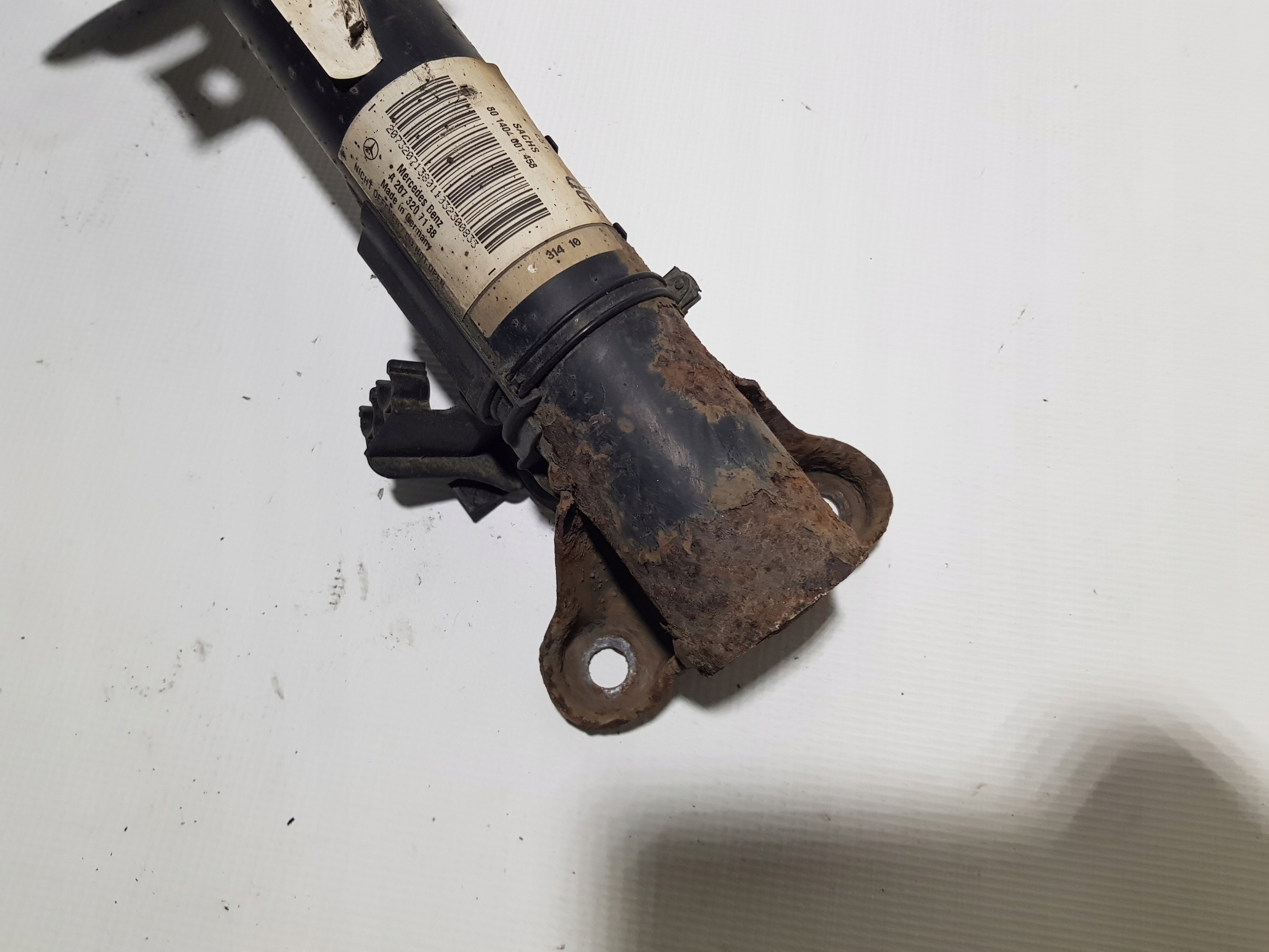 shock absorber front left right MERCEDES W207 C207