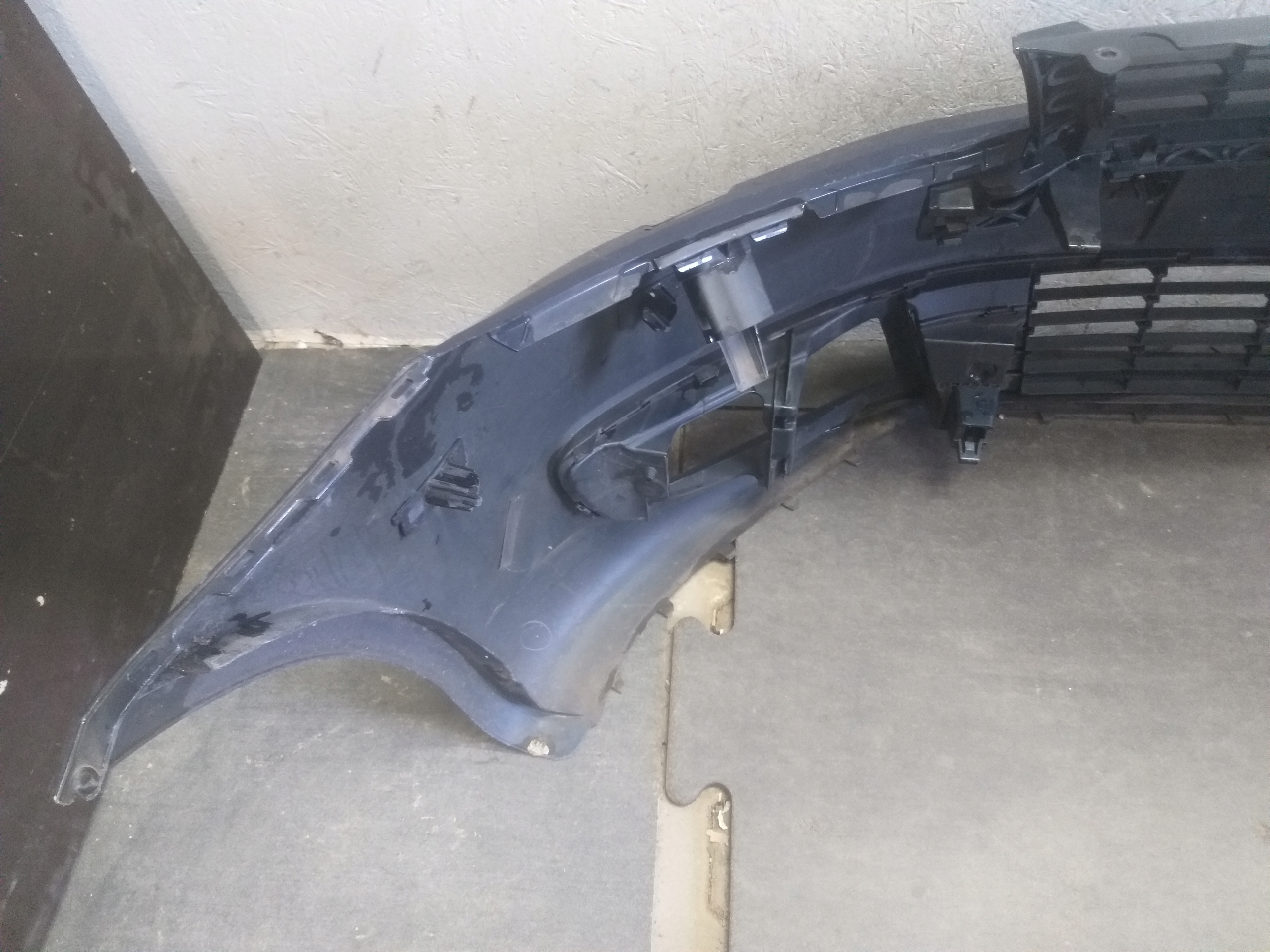 bumper front VW TOURAN 10-15 1T0