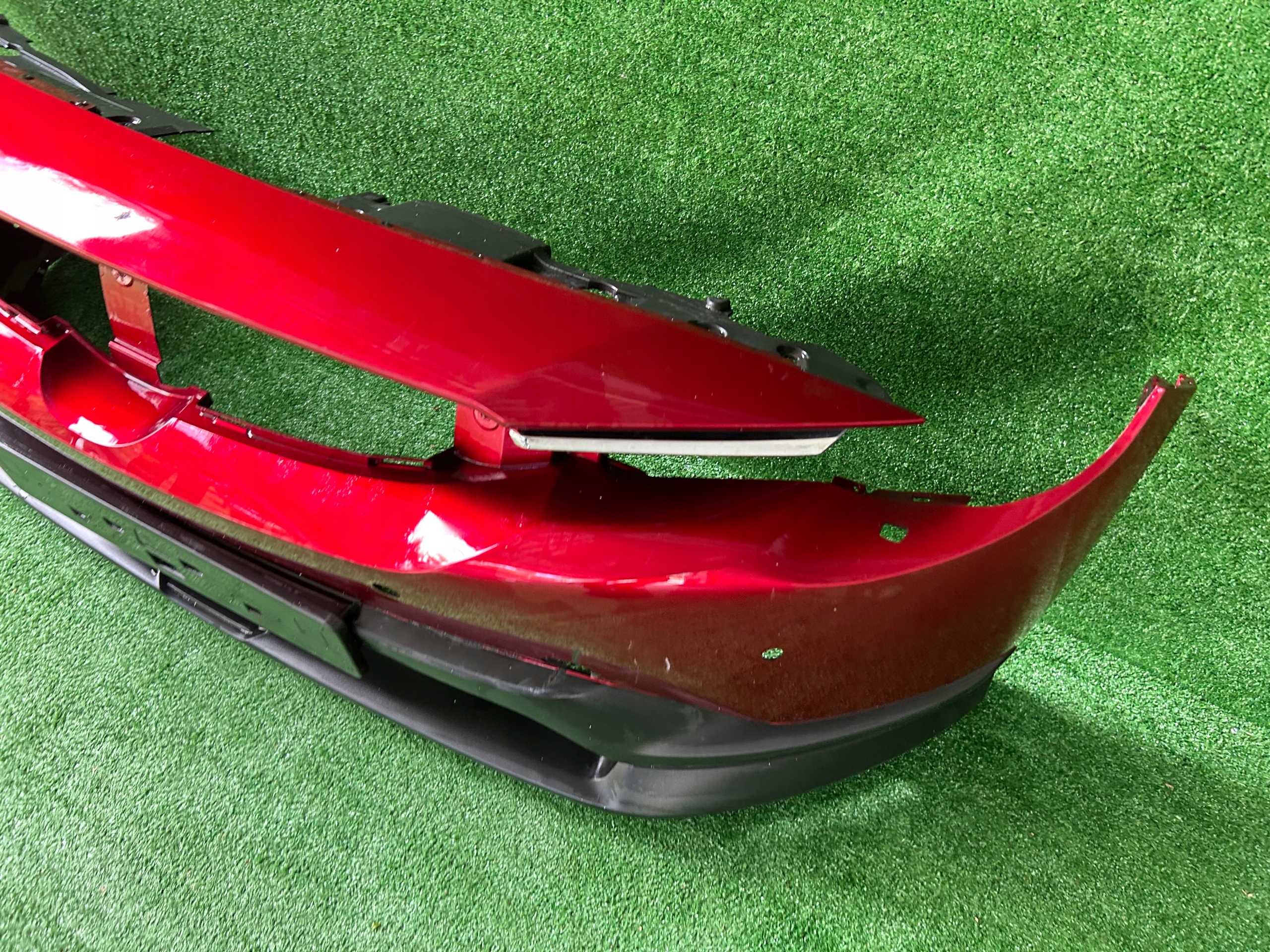 Mazda MX-30 bumper front cap nosek 2020