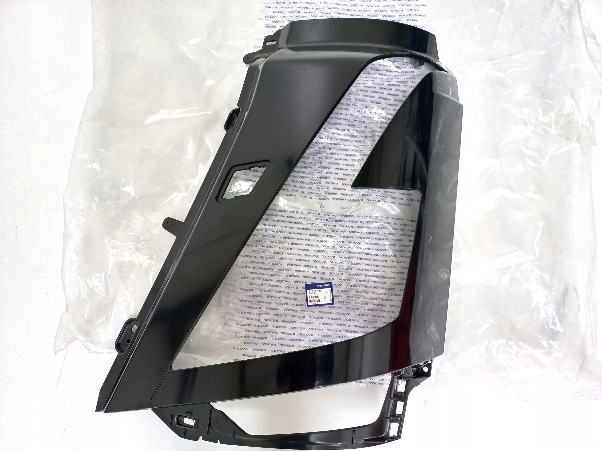 ORYGINAŁ OKULAR REFLEKTORA OSŁONA LAMPY VOLVO FH 5 Producent części Volvo OE