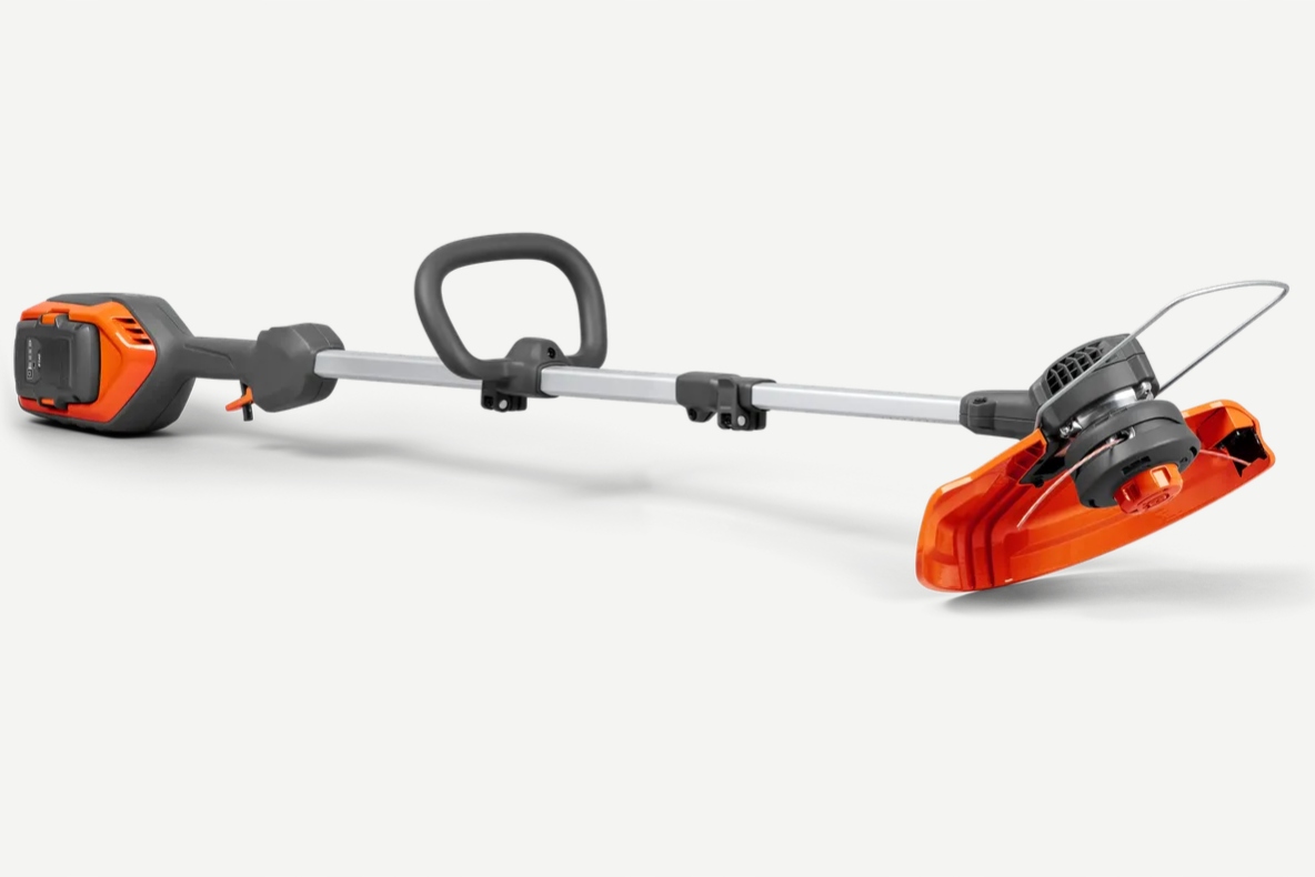 Akumulátorový vyžínač Husqvarna 215iL s akumulátorom a nabíjačkou