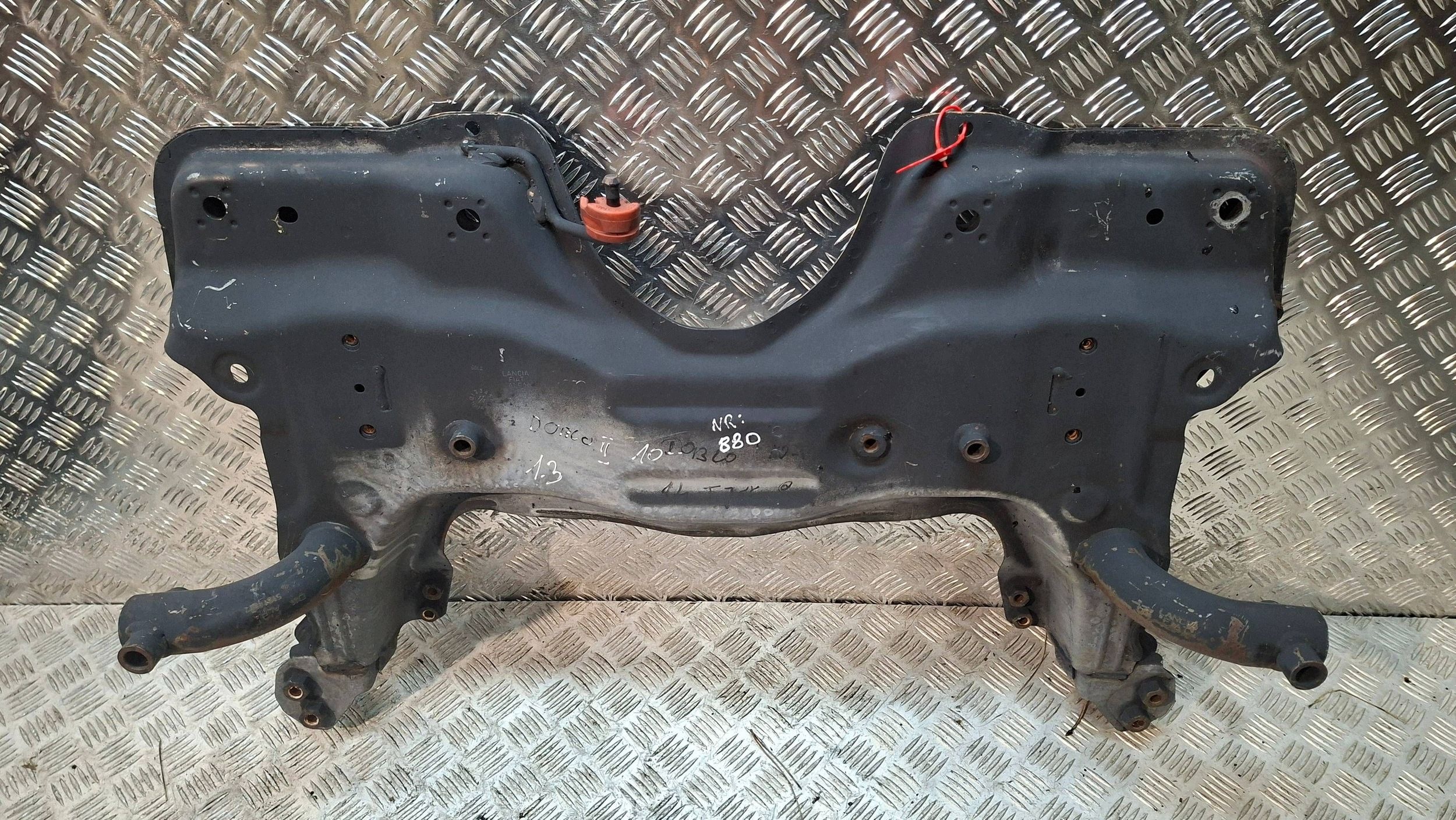 axle beam front FIAT DOBLO II 1.3 MJET 2010
