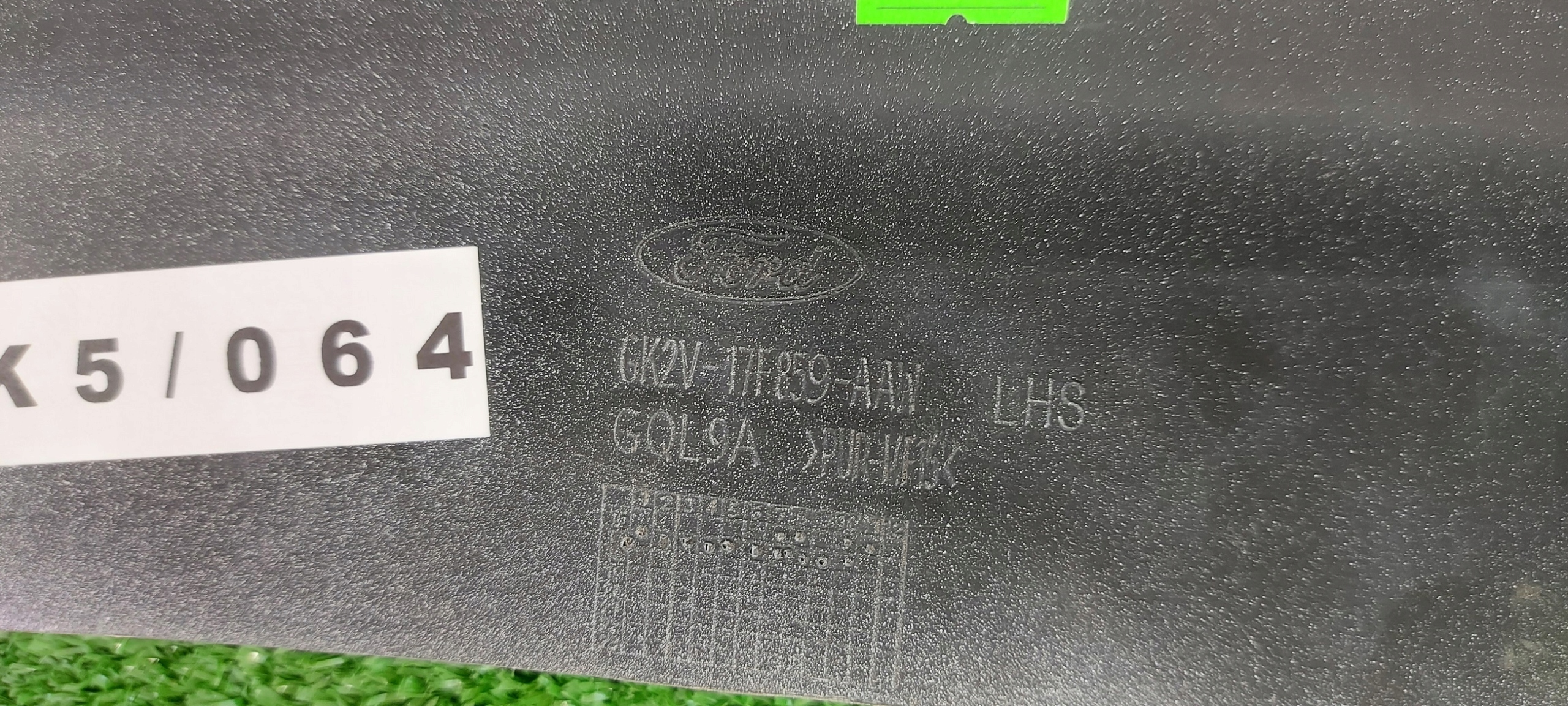 FORD TRANSIT SPORT levá lišta nárazníku SPOILER