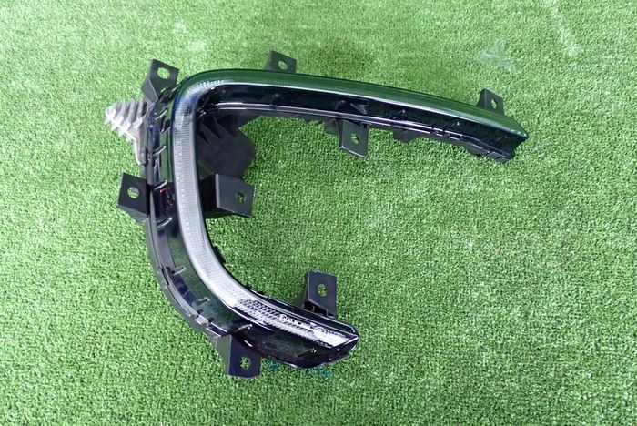vw UP 12-16 led правый