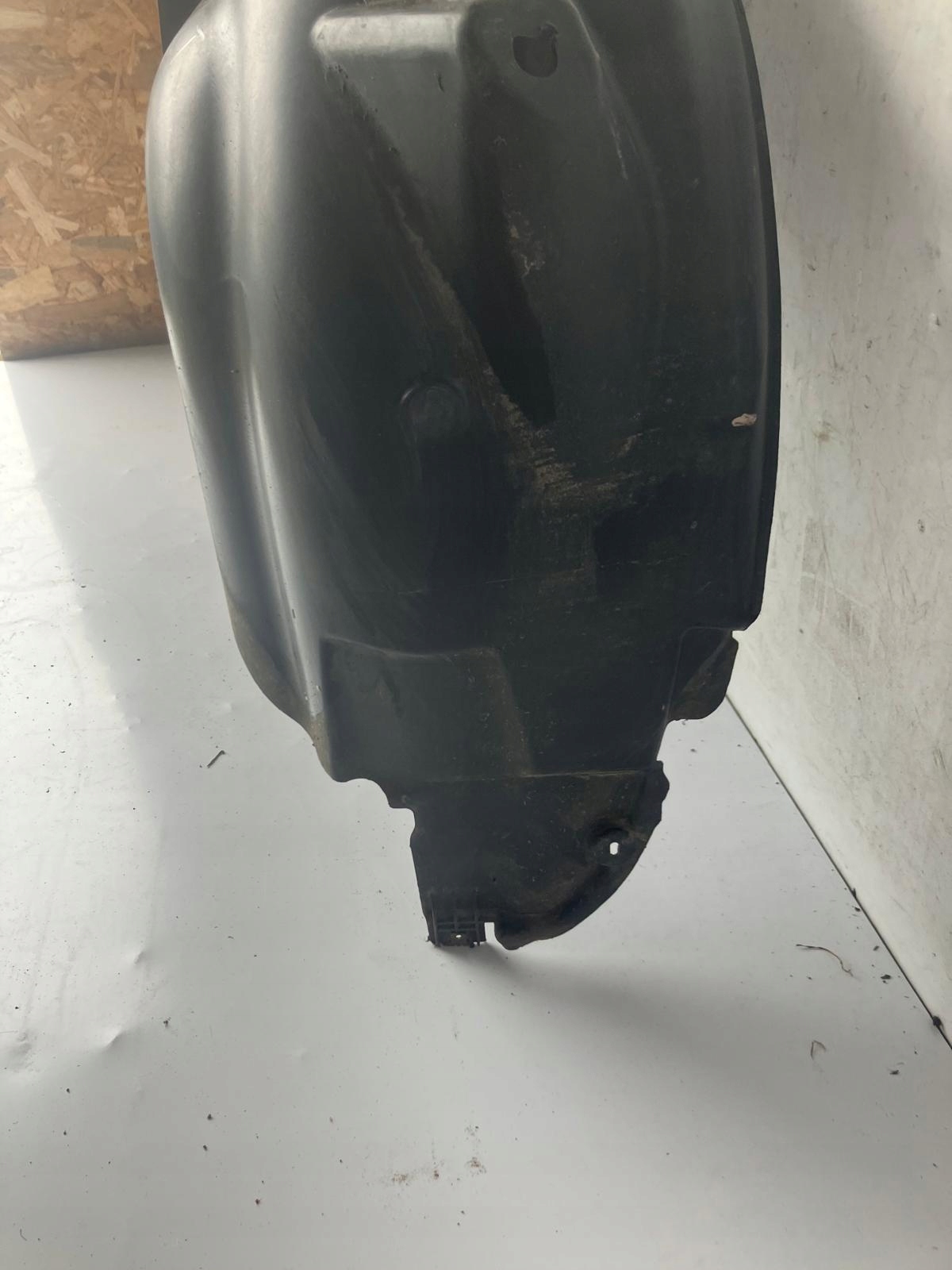 mudguard left rear part #8 RENAULT ZOE II 767497459R