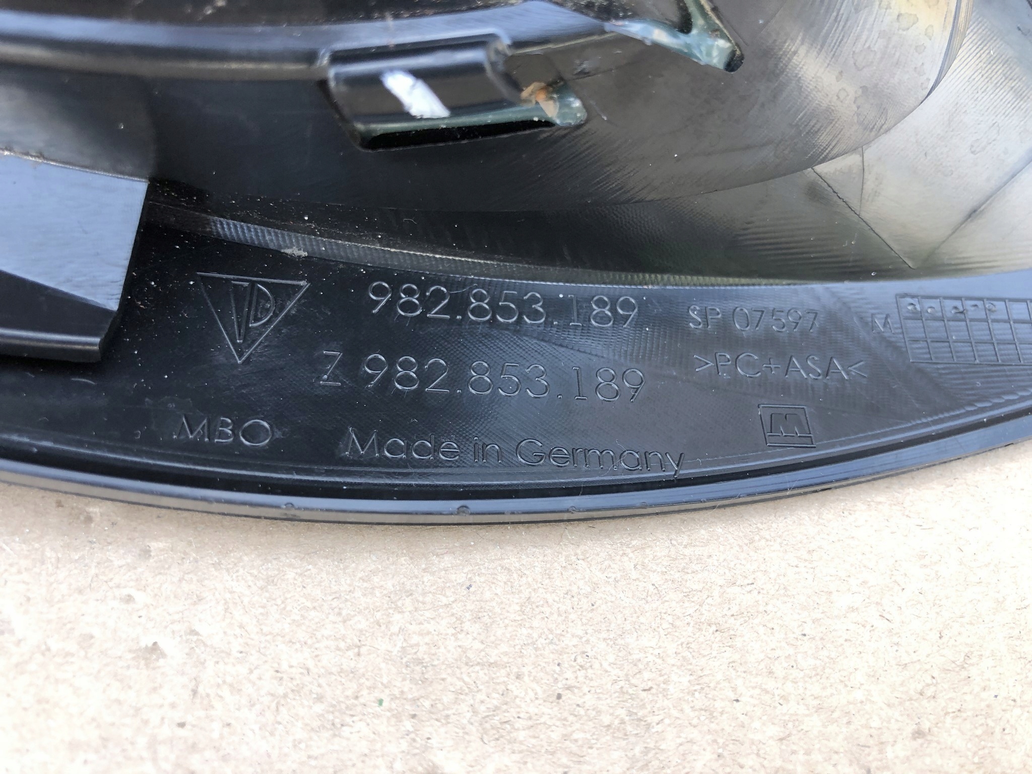 1ea4c19e4db7aaf81bc98e99e27e