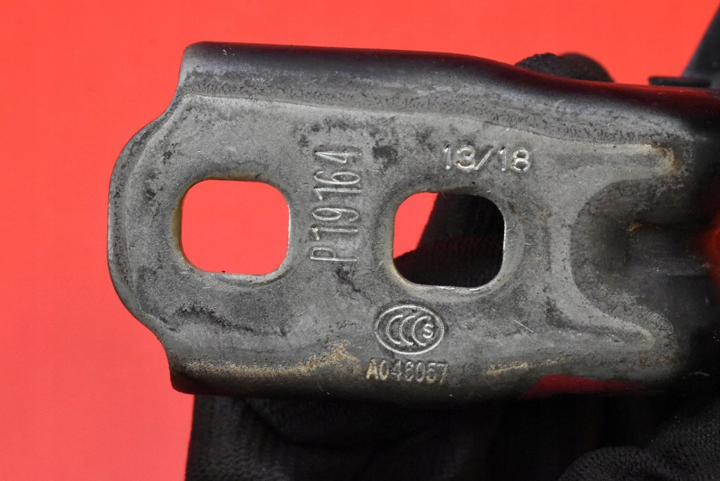 hinge hinges door right front OPEL INSIGNIA B 17-20