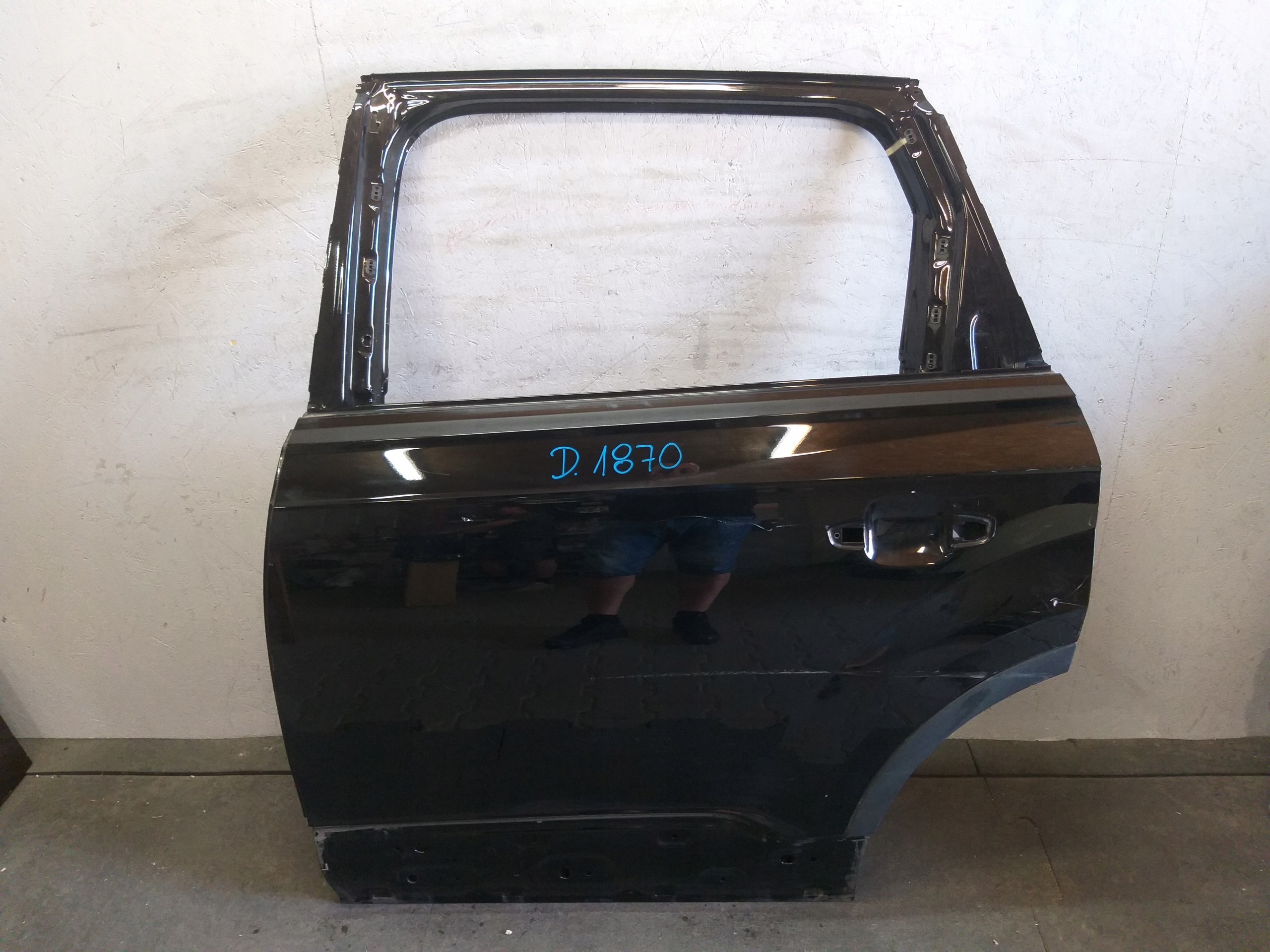 DRZWI TYŁ LEWE AUDI Q7 4M0