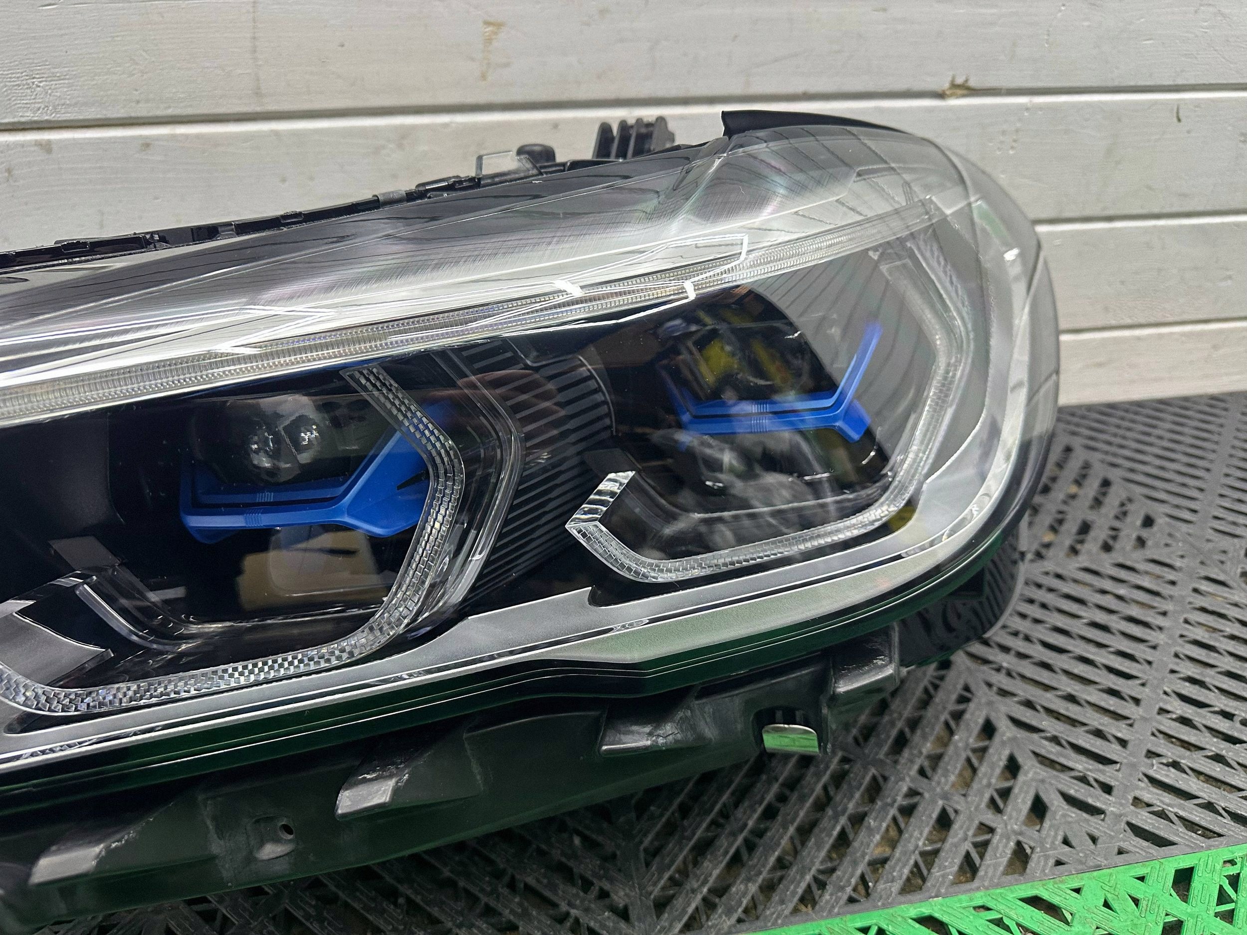 light front side left BMW X5 G05 X6 G06 LASER 9481789