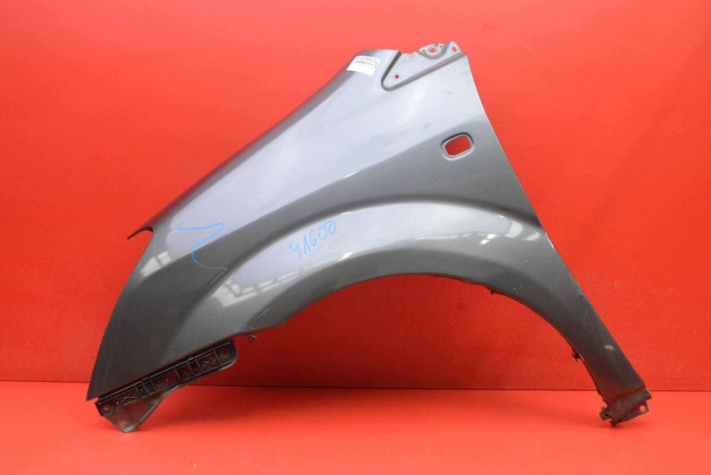 fender left front front 1C3 TOYOTA COROLLA VERSO 2 II 04-09