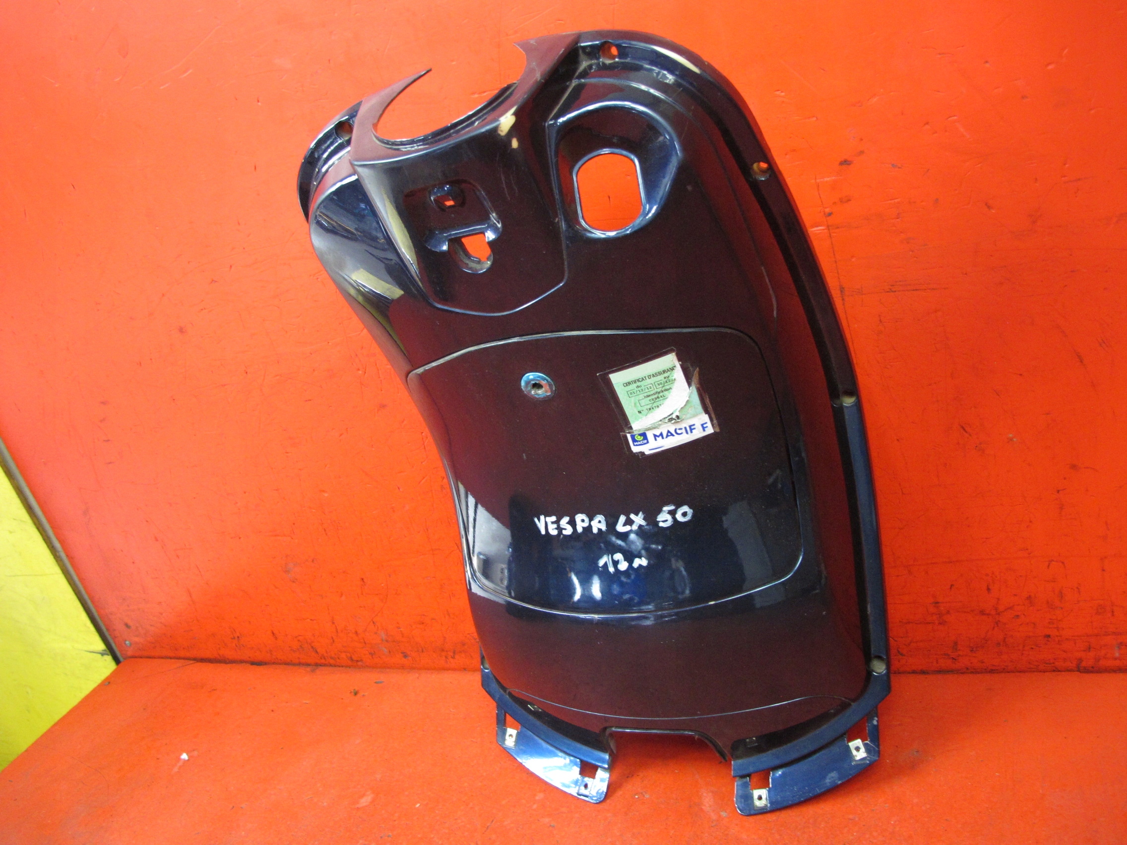 PIAGGIO VESPA LX 50 SCHOWEK OBUDOWA OSŁONA Numer katalogowy części 2013 ROK