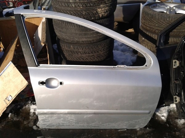 DRZWI PRAWE PRZEDNIE PEUGEOT 307 SW KOMBI EZR