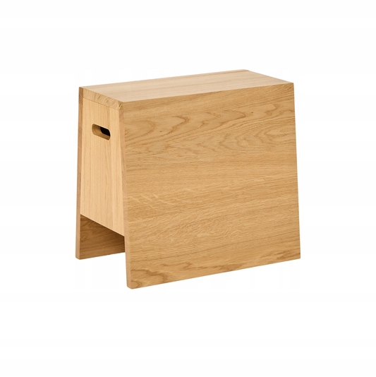 Andersen Furniture Plinth Drevená stolička s úložným priestorom dubová