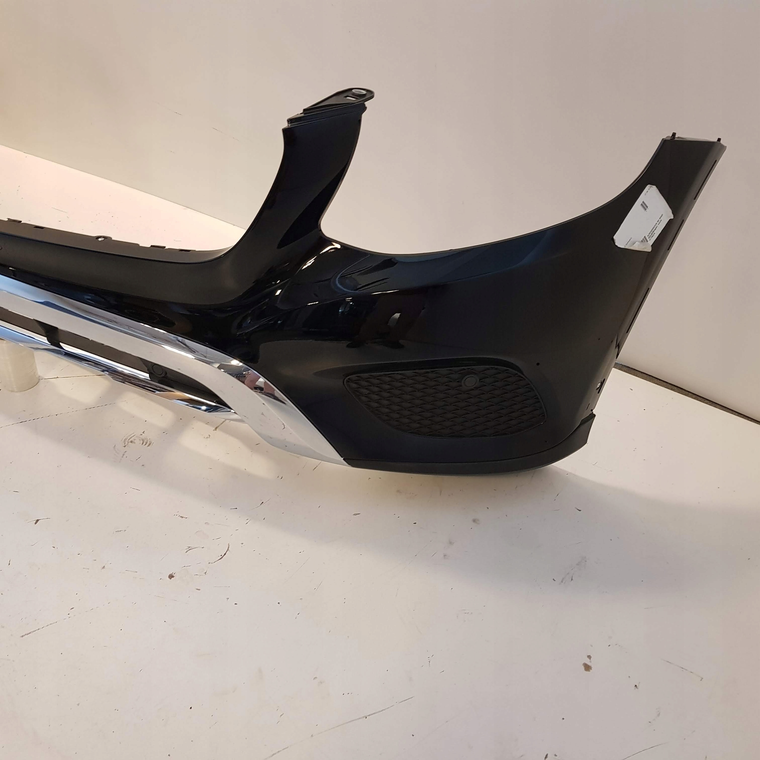 MERCEDES GLC 253 ZDERZAK PRZÓD NOWY K; 040 Numer katalogowy części A2538850325