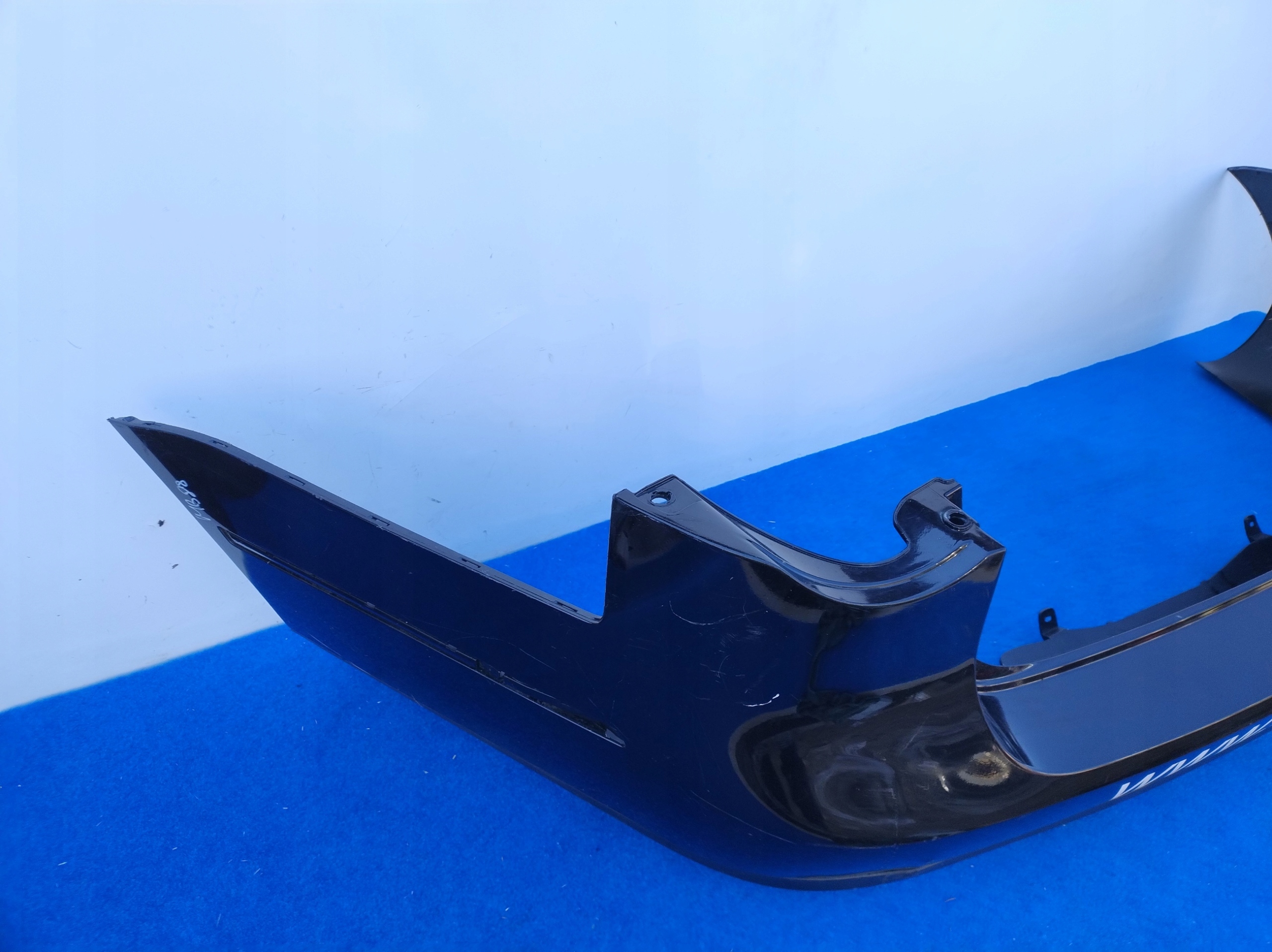 VW PASSAT B6 KOMBI bumper rear part + SPOILER without PDC 3C9807421 MB88