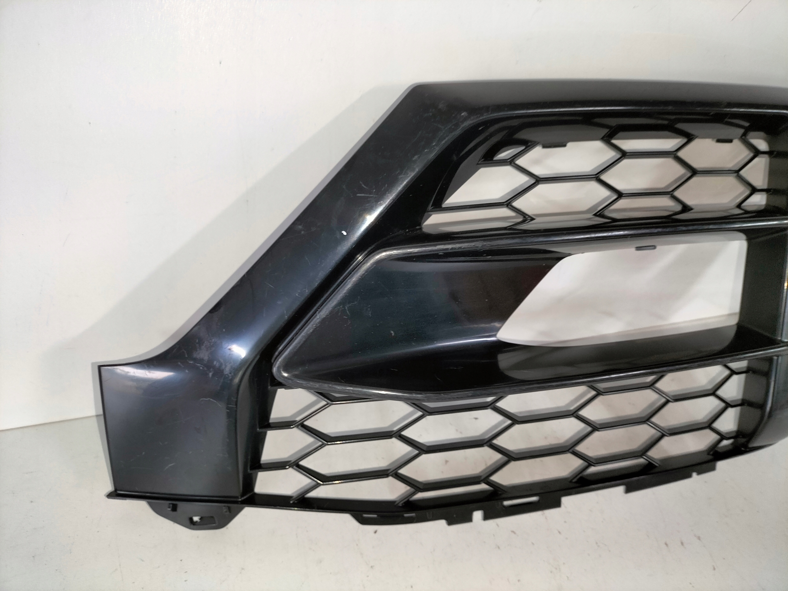 grille grid of a bumper left AUDI Q2 16- S-LINE