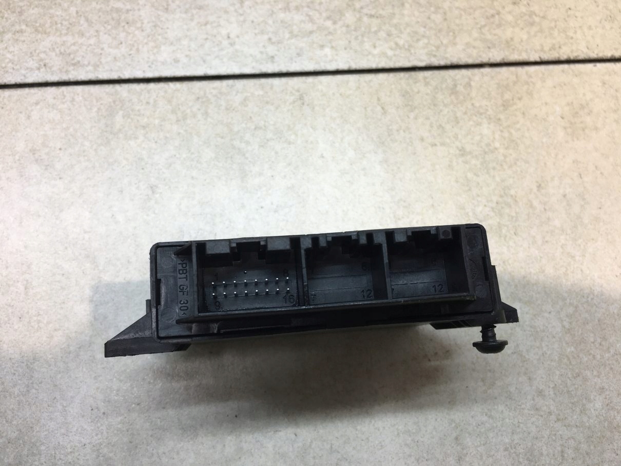 Module PDC RENAULT SCENIC II FL 1.5 DCI 8200235627