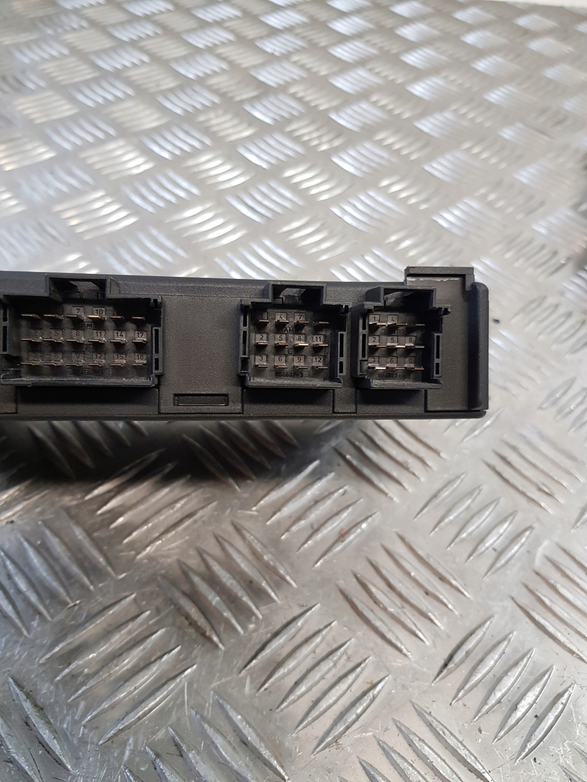 control unit MERCEDES 0004462035