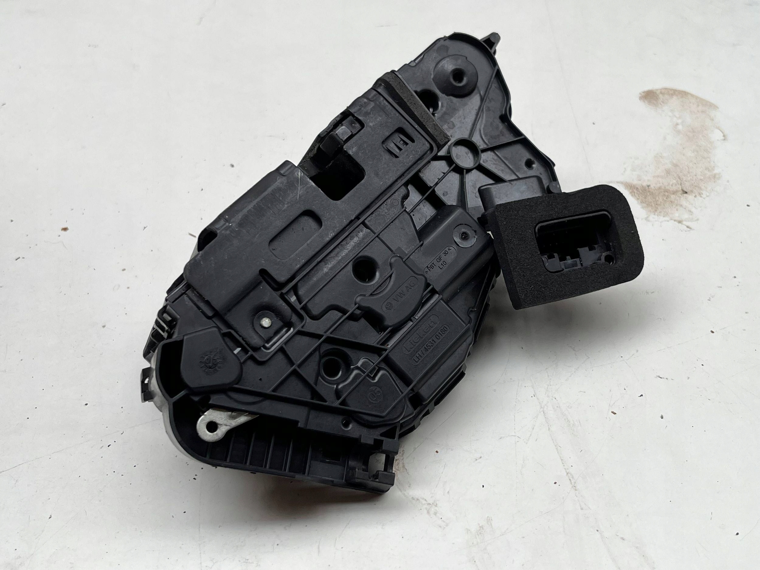 VOLKSWAGEN SEAT SKODA lock door left front 5TB837015C @M