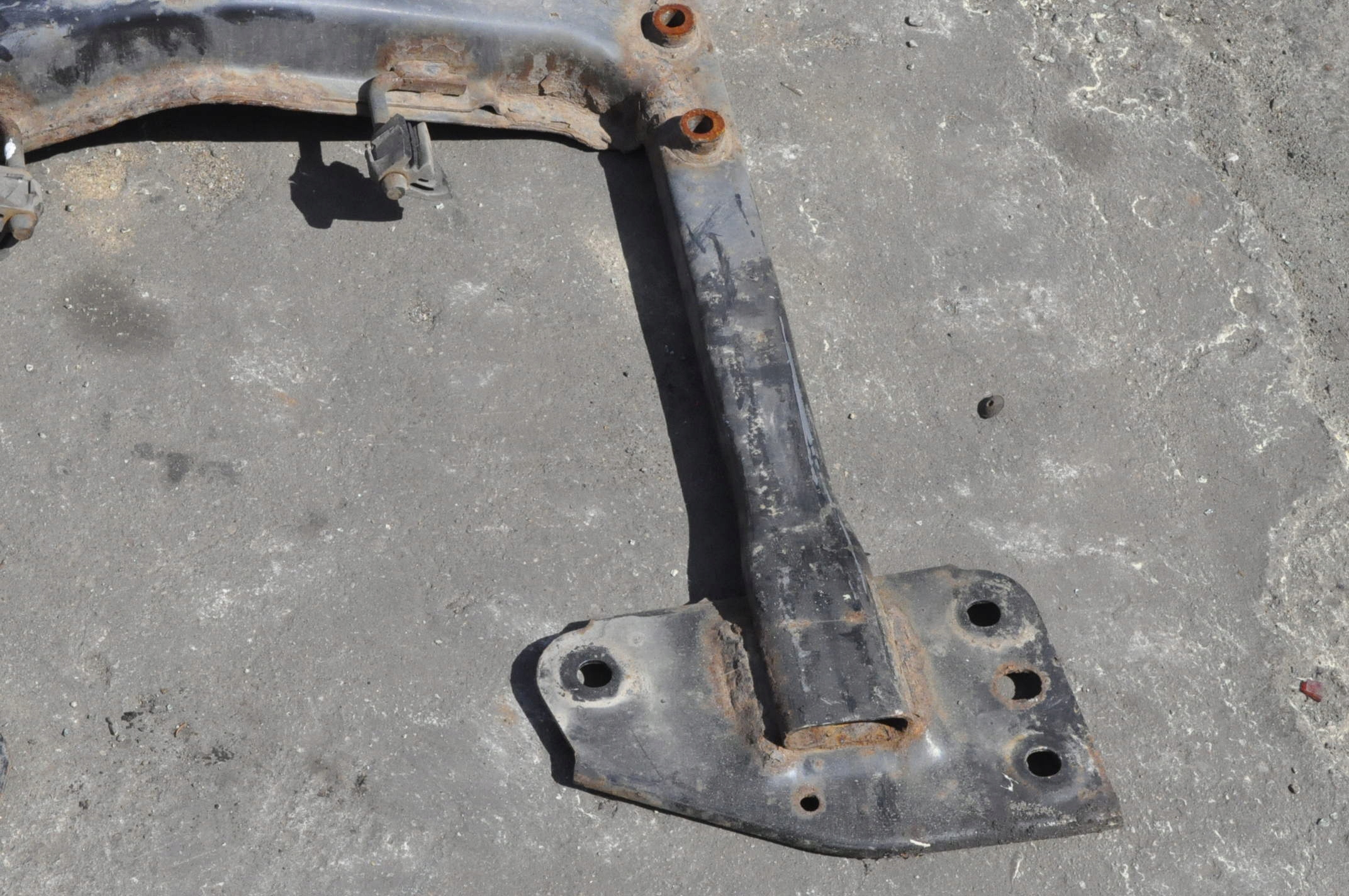 MINI R56 SANKI ZAWIESZENIA WÓZEK PRZÓD Producent części MINI