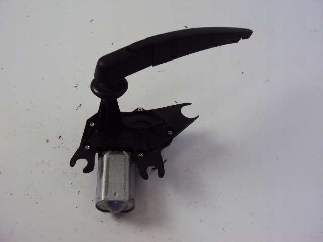 МЕХАНИЗМ СТЕКЛООЧИСТИТЕЛЯ ЗАДНИЙ DACIA DUSTER 1.6 B 11 R