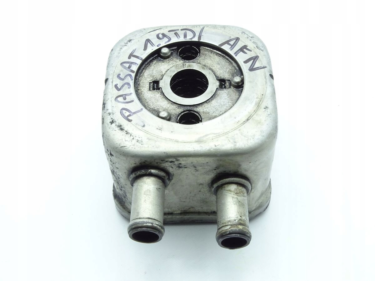 VW PASSAT B5 96-00 1.9 TDI 110 CHŁODNICZKA OLEJU