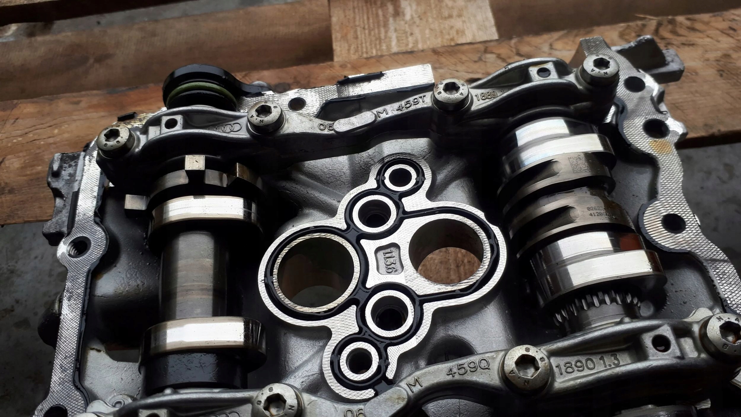 S4 B9 A4 8W head. left 3.0 TFSI CWG S5 8W SQ5