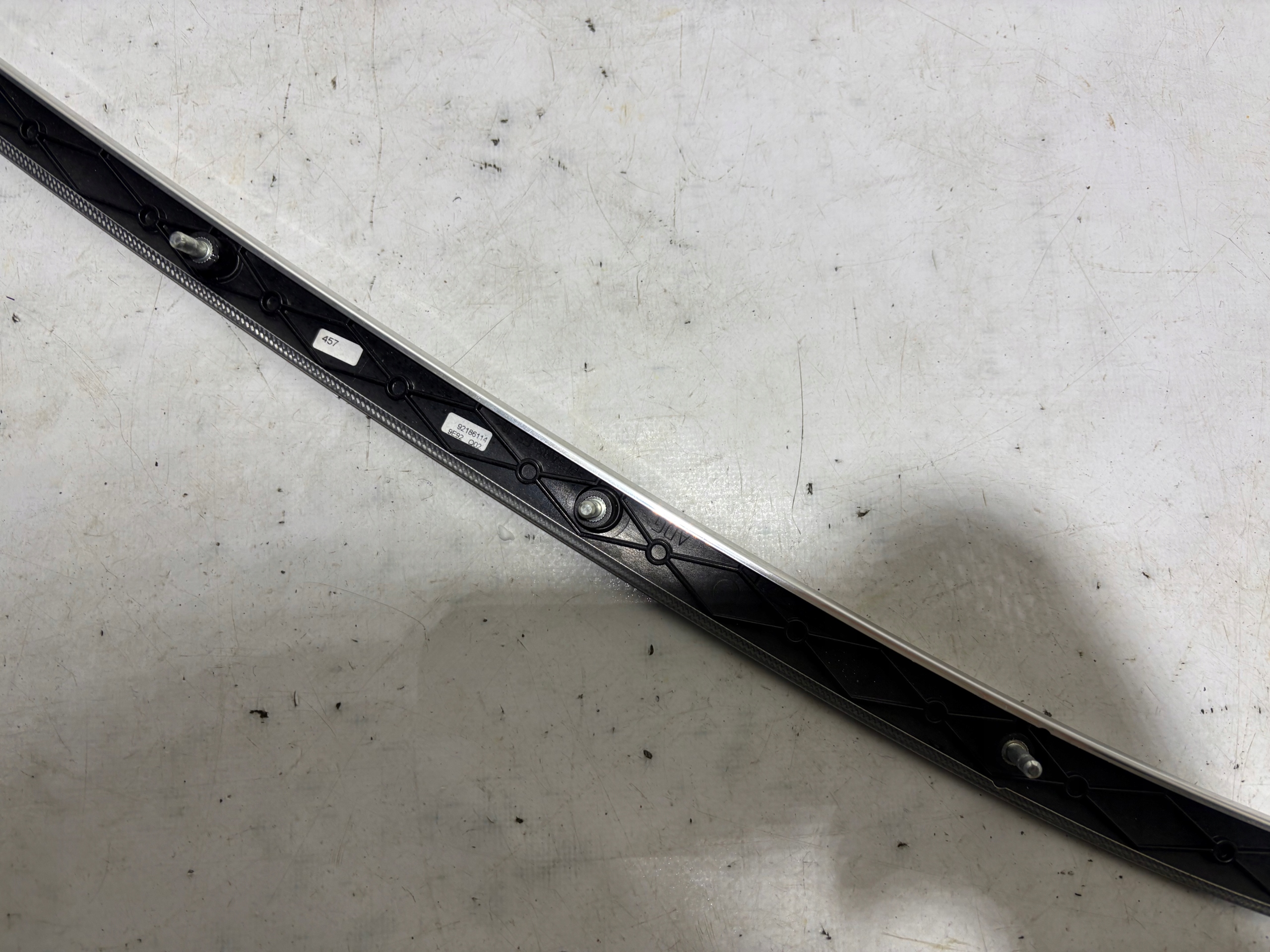 MERCEDES CLK W209 CARBON DEKOR moulding door left driver´s