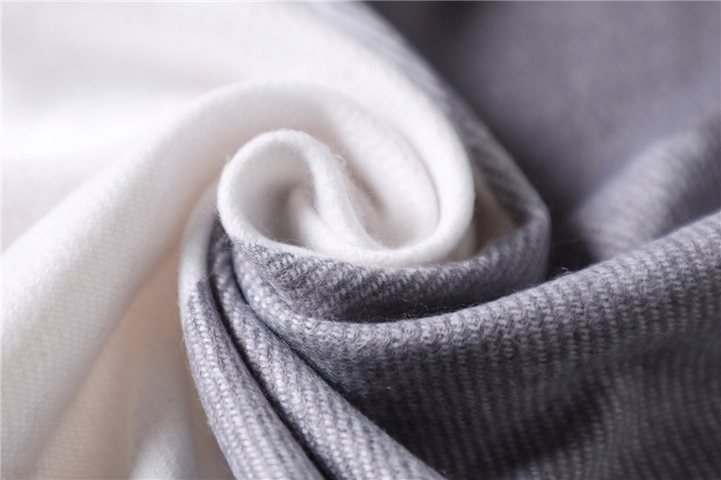 CHUSTA W KRATĘ KASZMIROWA DAMSKA SZAL DAMSKI SZALE Materiał dominujący wiskoza