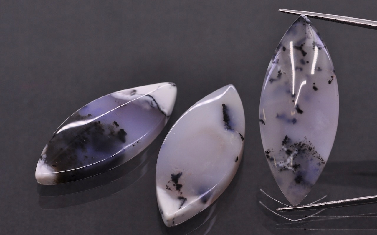 Achát dendrit konvexní markýza 39,5x16,5 m