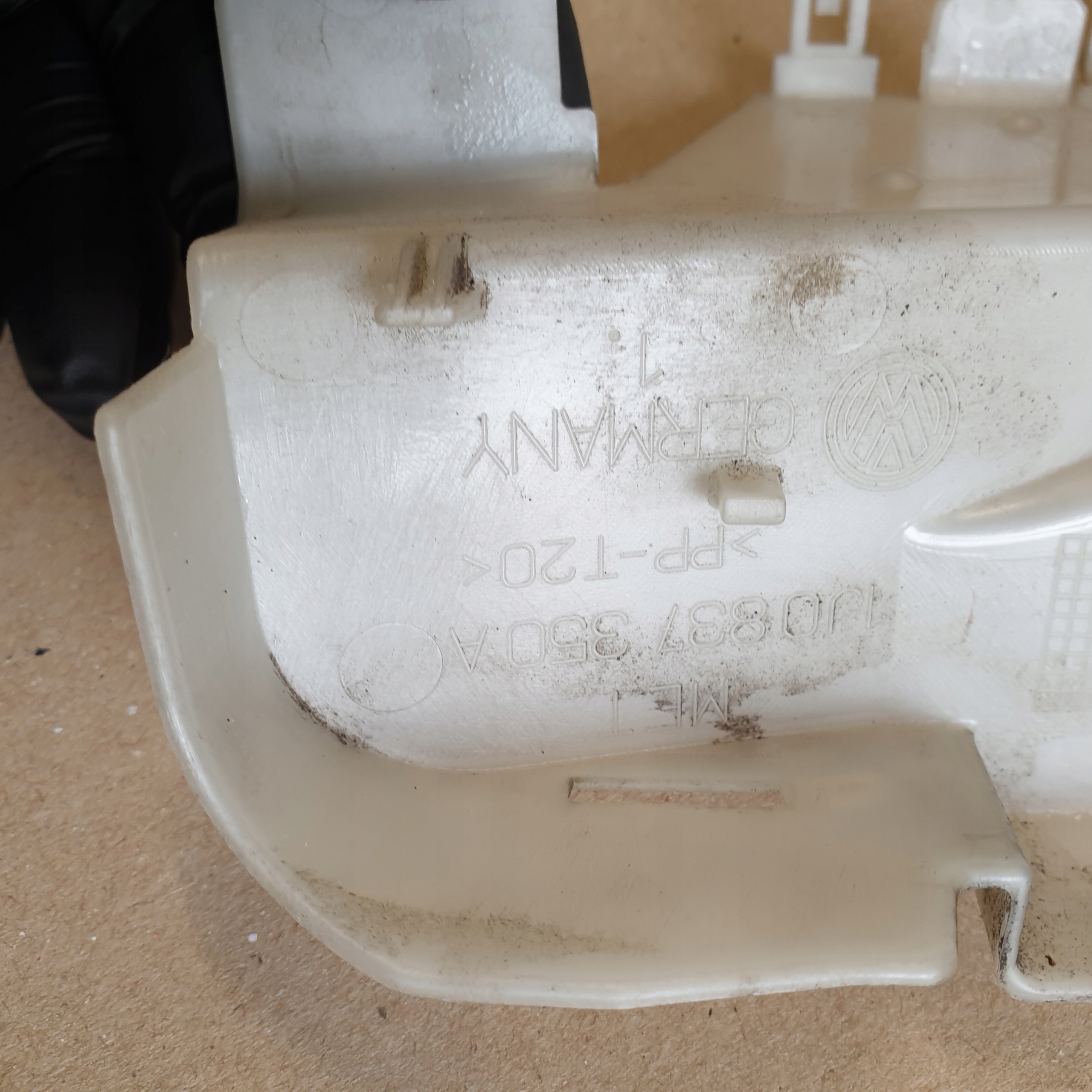 lock door cover right front VW PASSAT B5 EU OE