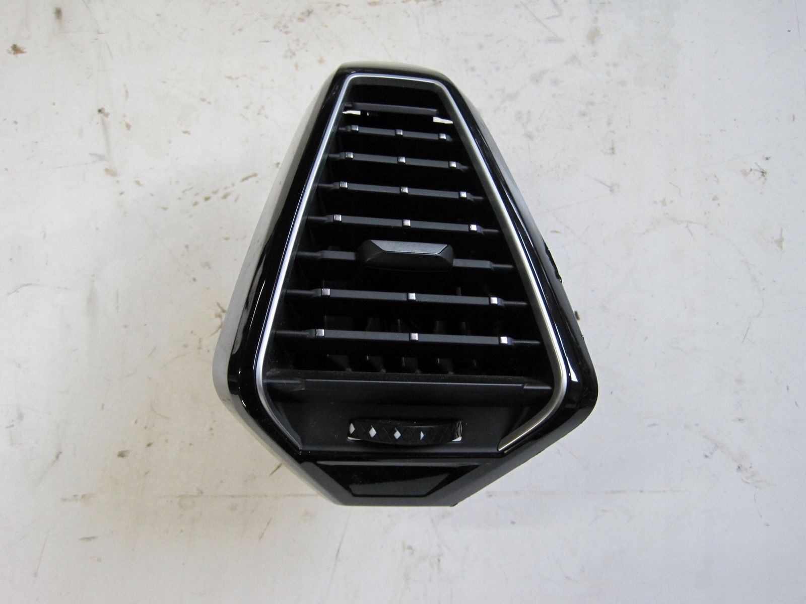 grid blower fan intake CITROEN DS7 98161422DX