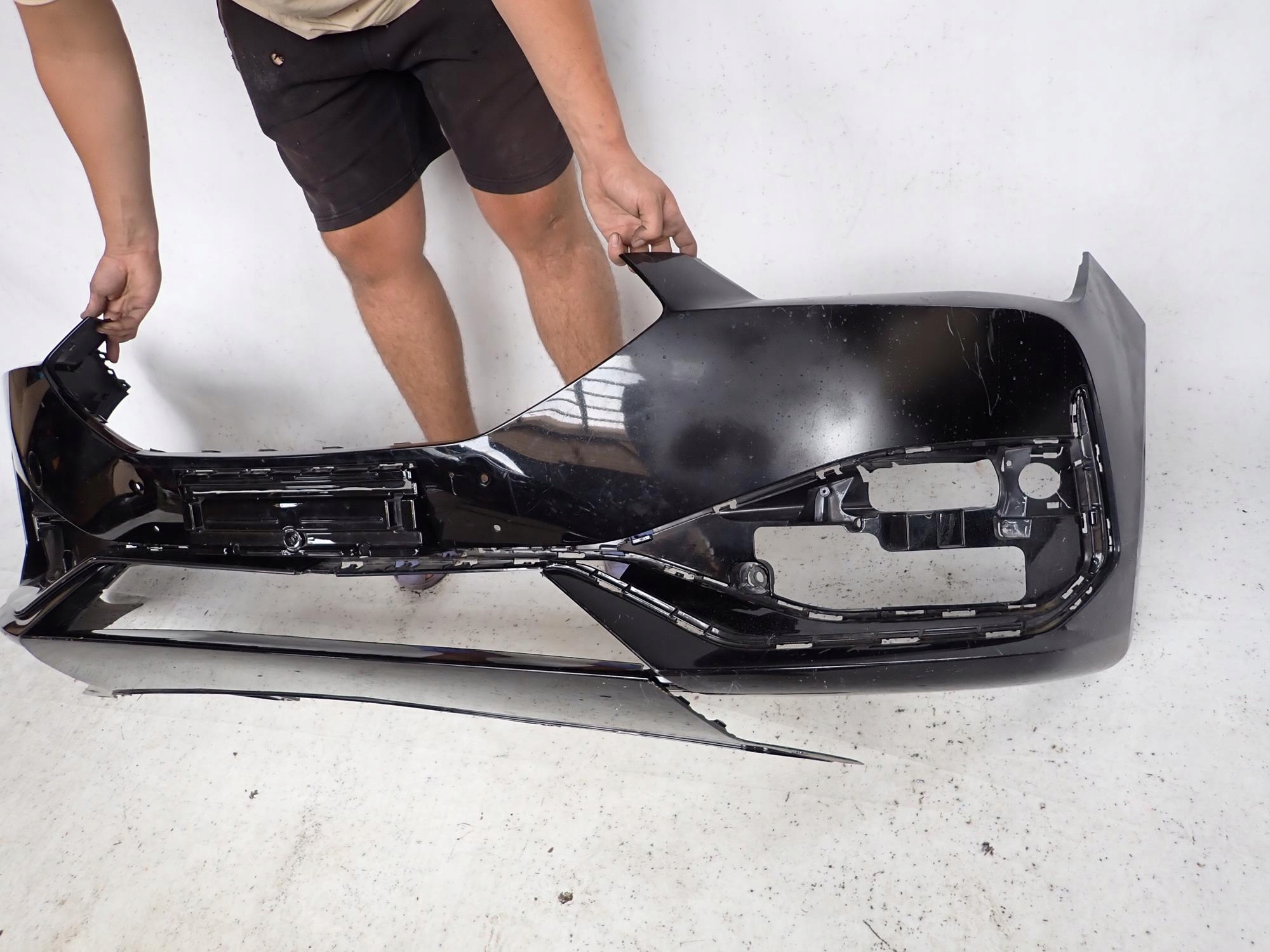CUPRA LEON 20-> bumper front front PDC
