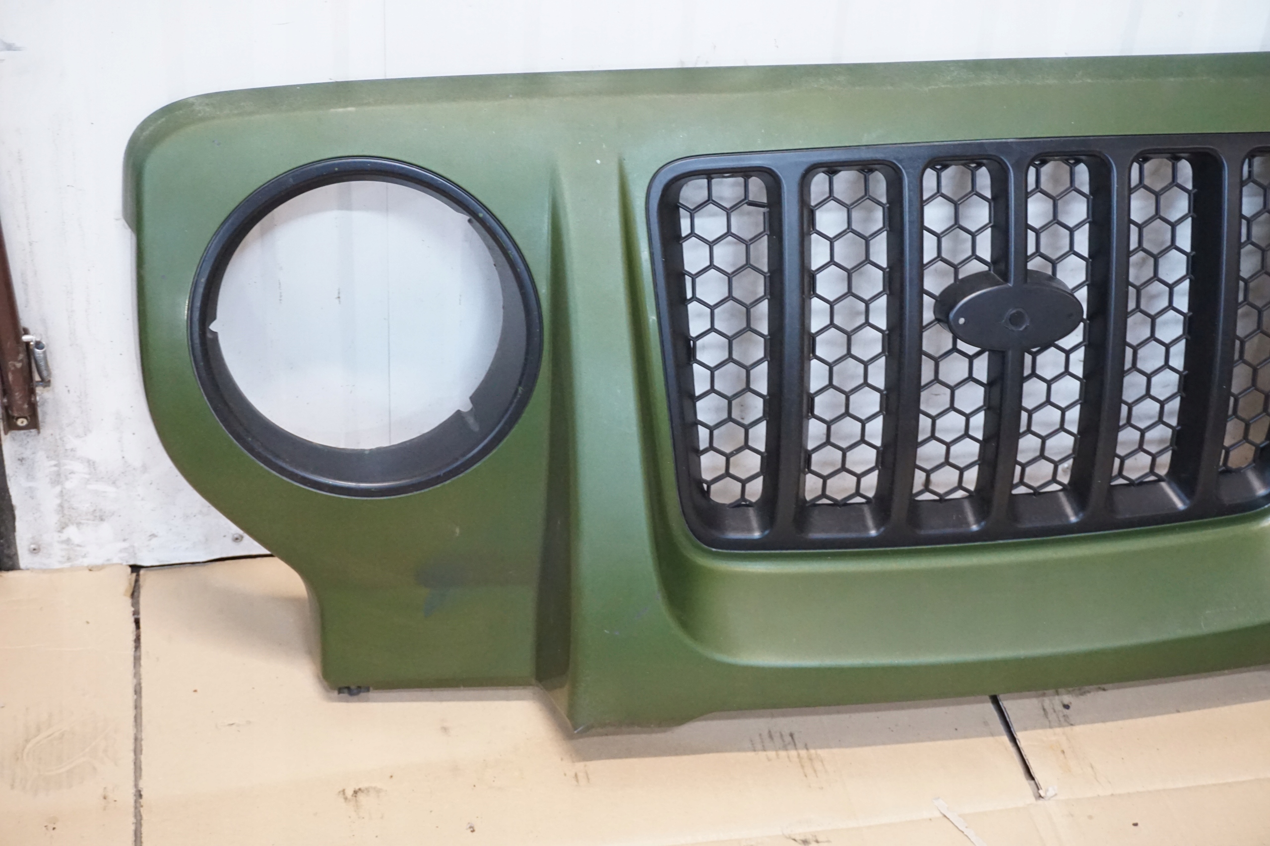 Kia Retona CE Kühlergrill FRONTGRILL Kühlergitter - Thumbnail 6