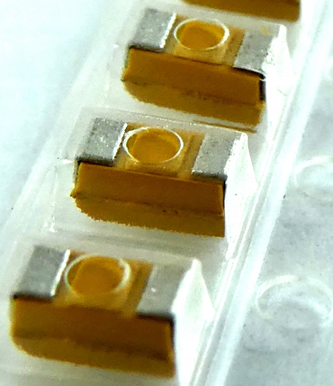 

Tantalowy Smd 35V DC 20% 1000nF 1uF 1206 100szt