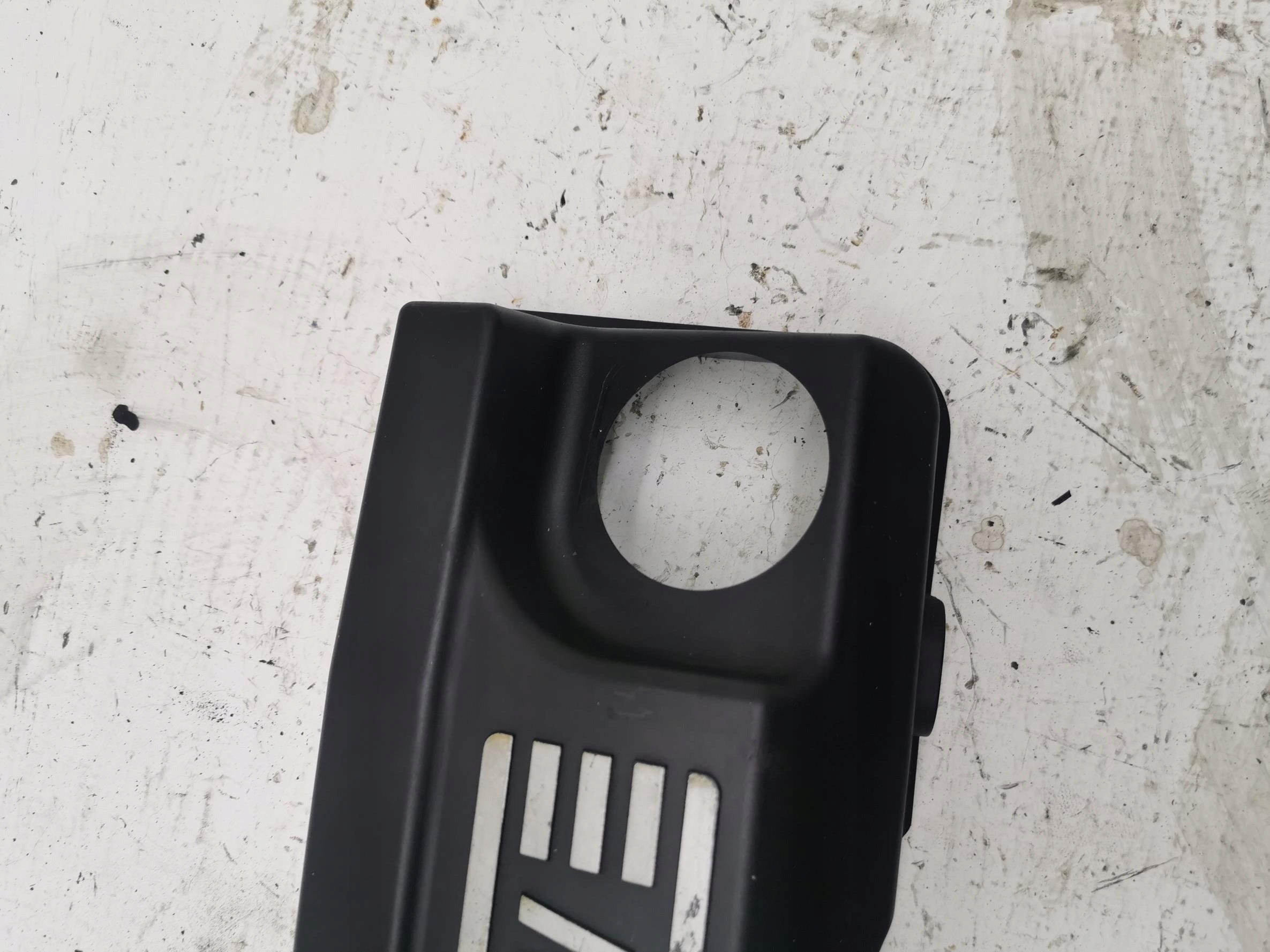 motorfedél BMW SERIA 3 E90 E91 2.0i 7530742