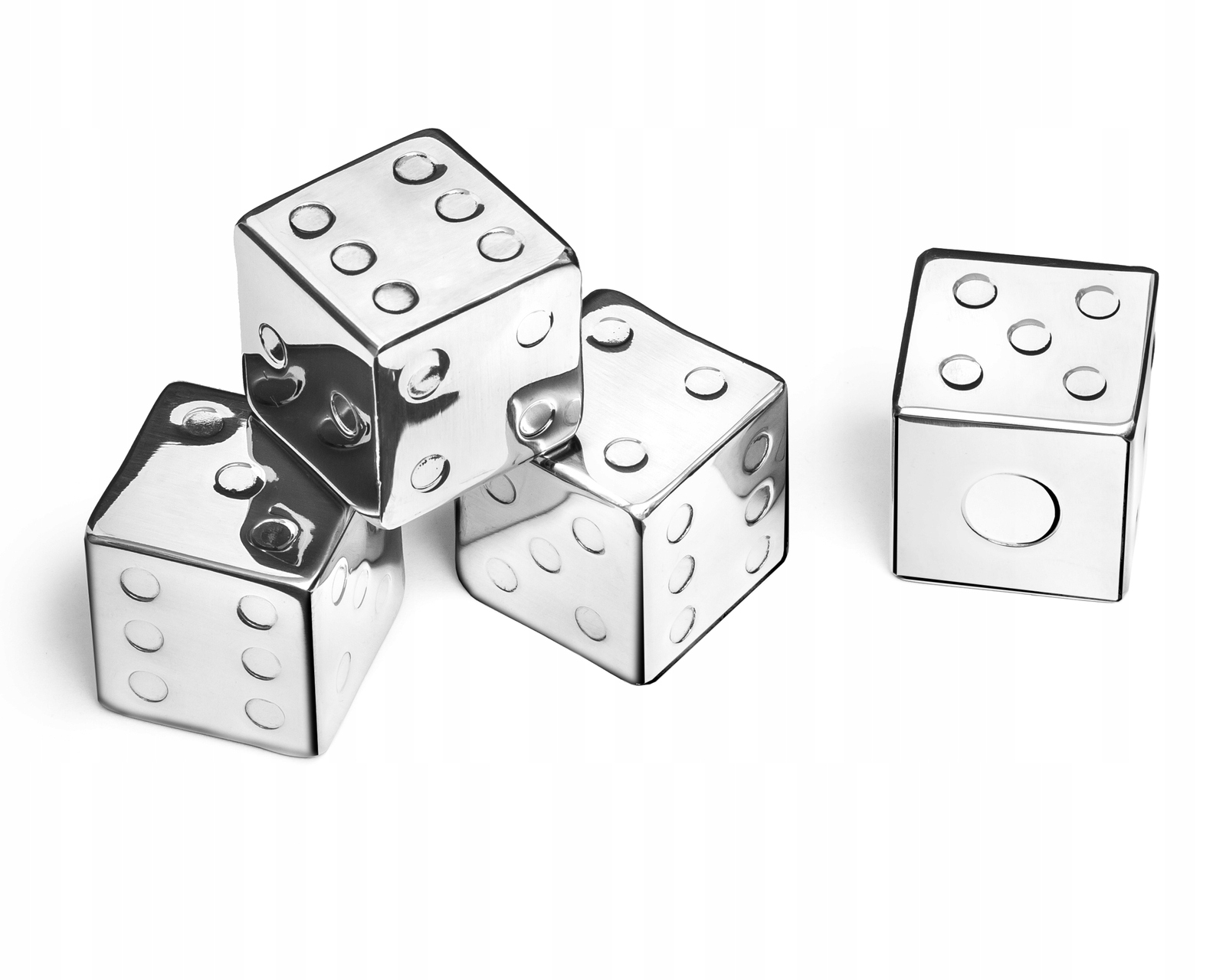 METALOWE KOSTKI KOŚCI DO LODU GRY DRINKÓW WHISKY Kod producenta KOSTKI LODOWE ZAMIAST LODU PREZENT