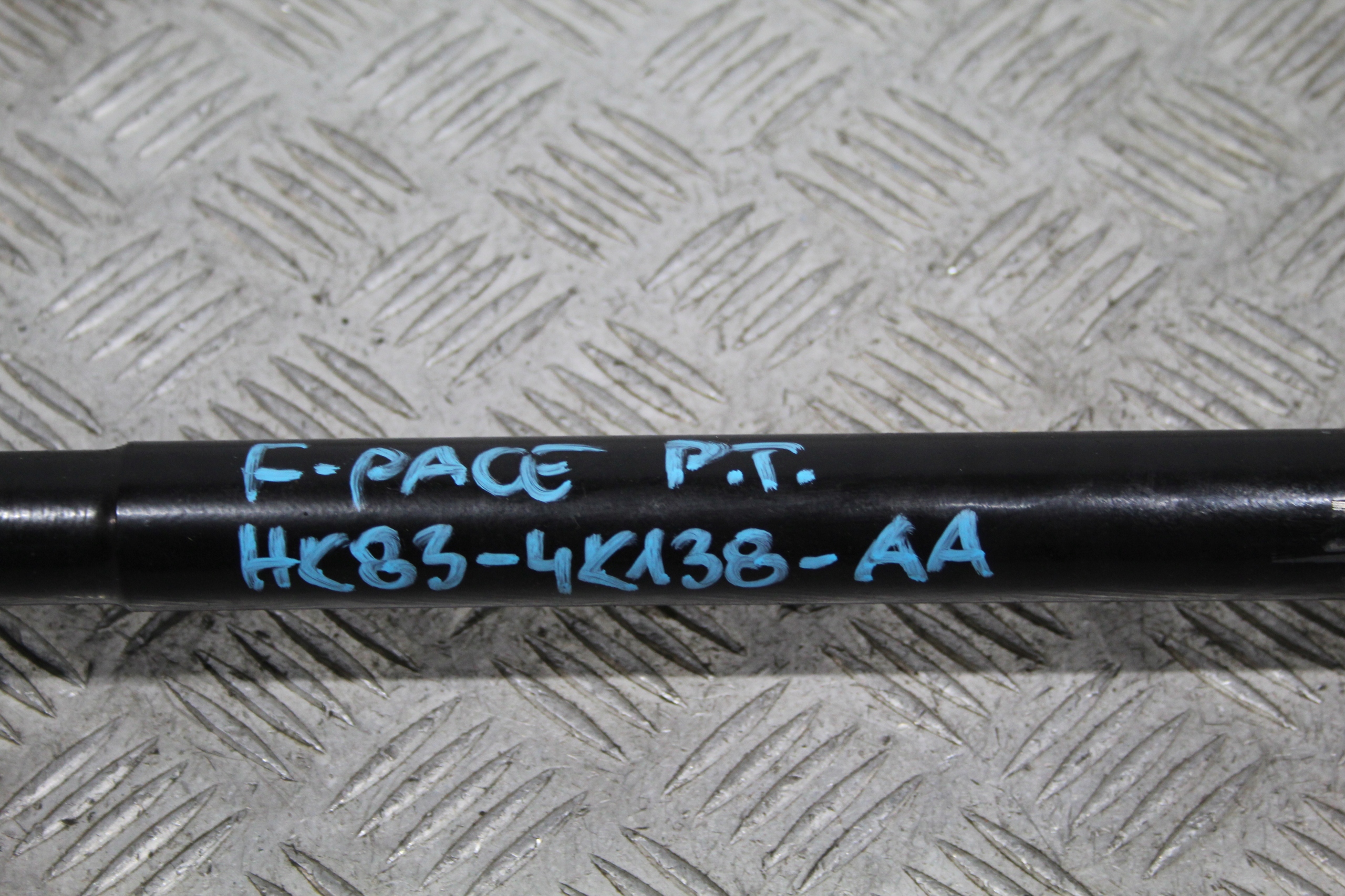 semi-axis right rear part JAGUAR F-PACE X761 HK83-4K138-AA