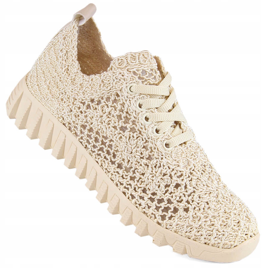 Dámské béžové polobotky s krajkou T.Sokolski IFS1982 velikost 40