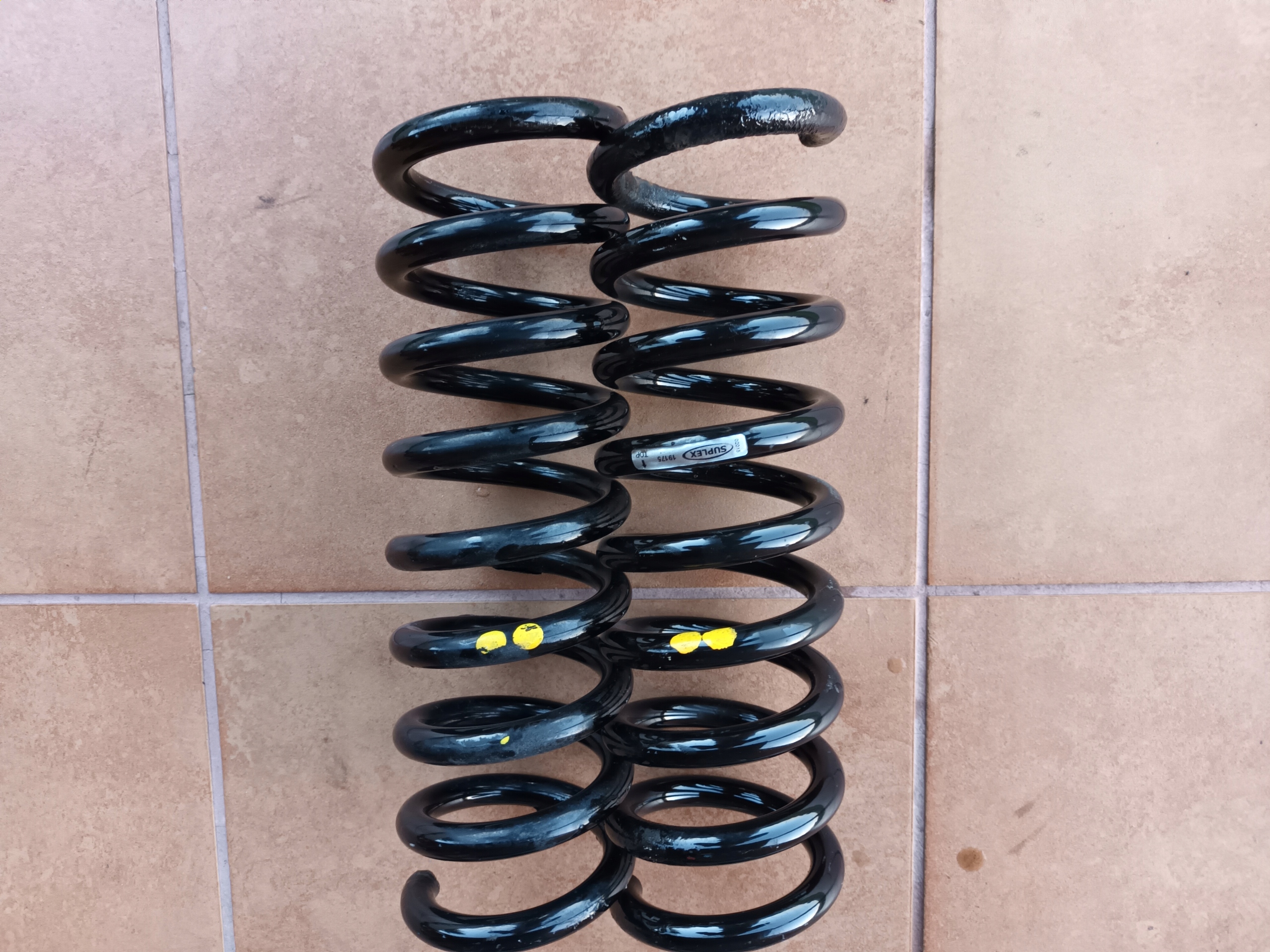 1917500 - Пружини задні MERCEDES W209 2,7 CDI