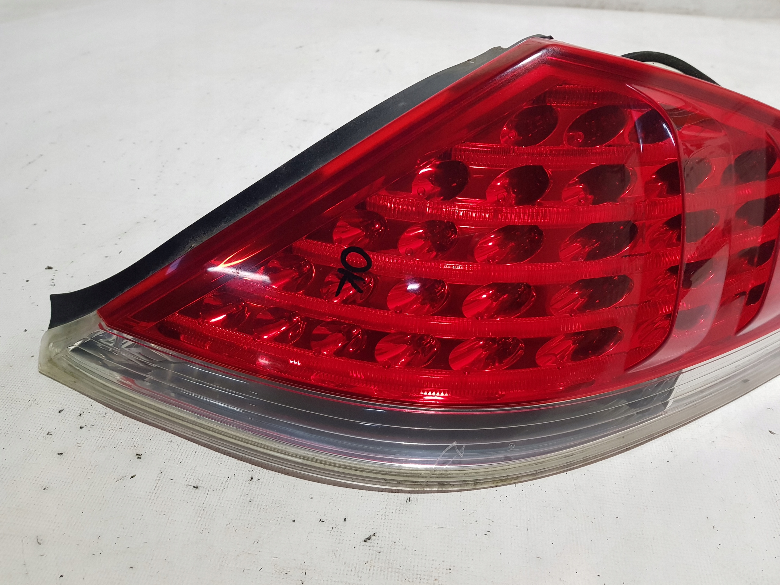 light right rear part right BMW 6 E63 E64 6911892